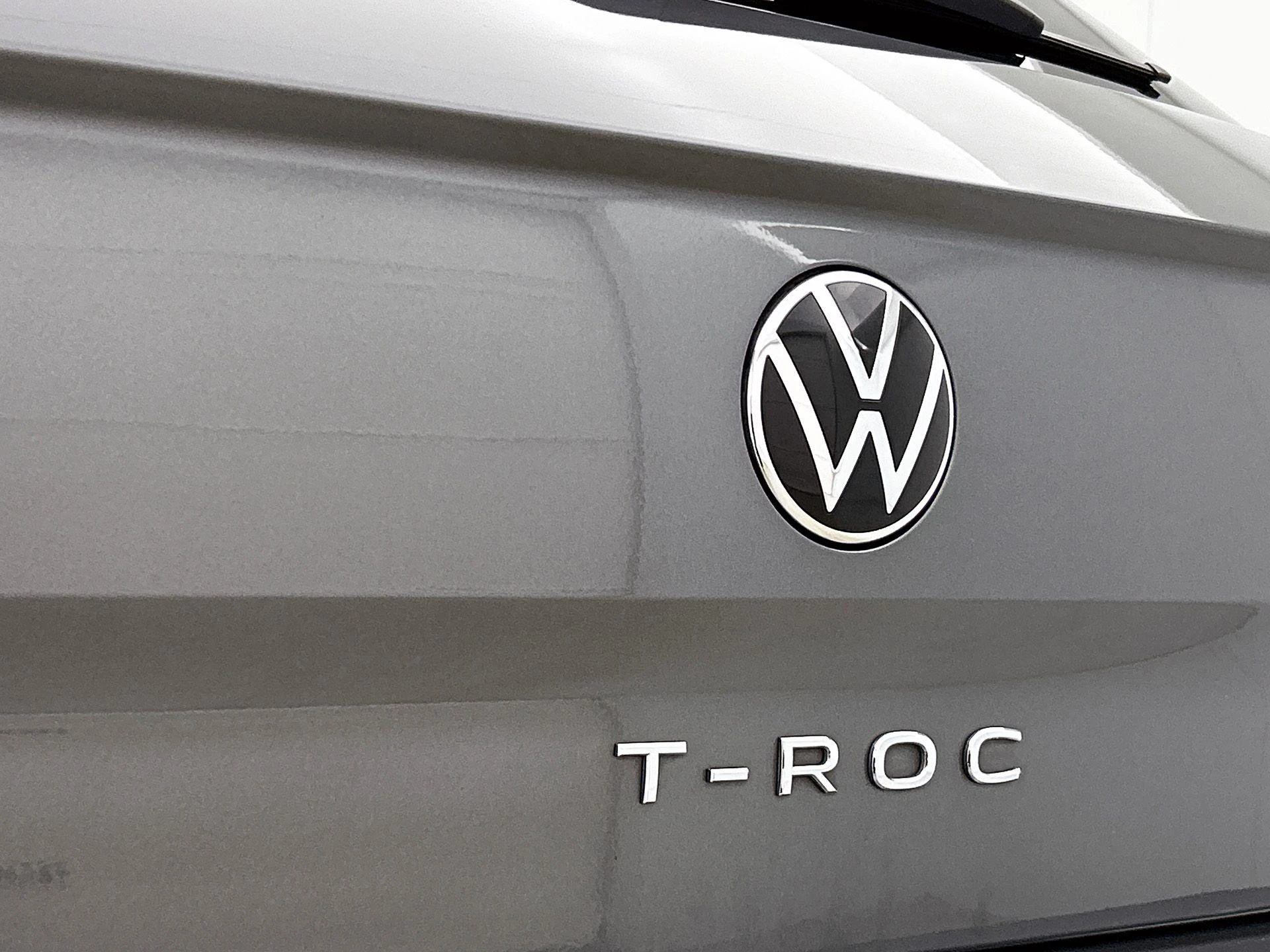 Volkswagen-T-Roc-image-27