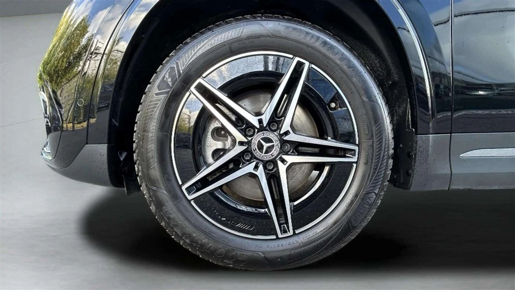 Mercedes-Benz-EQA-image-8