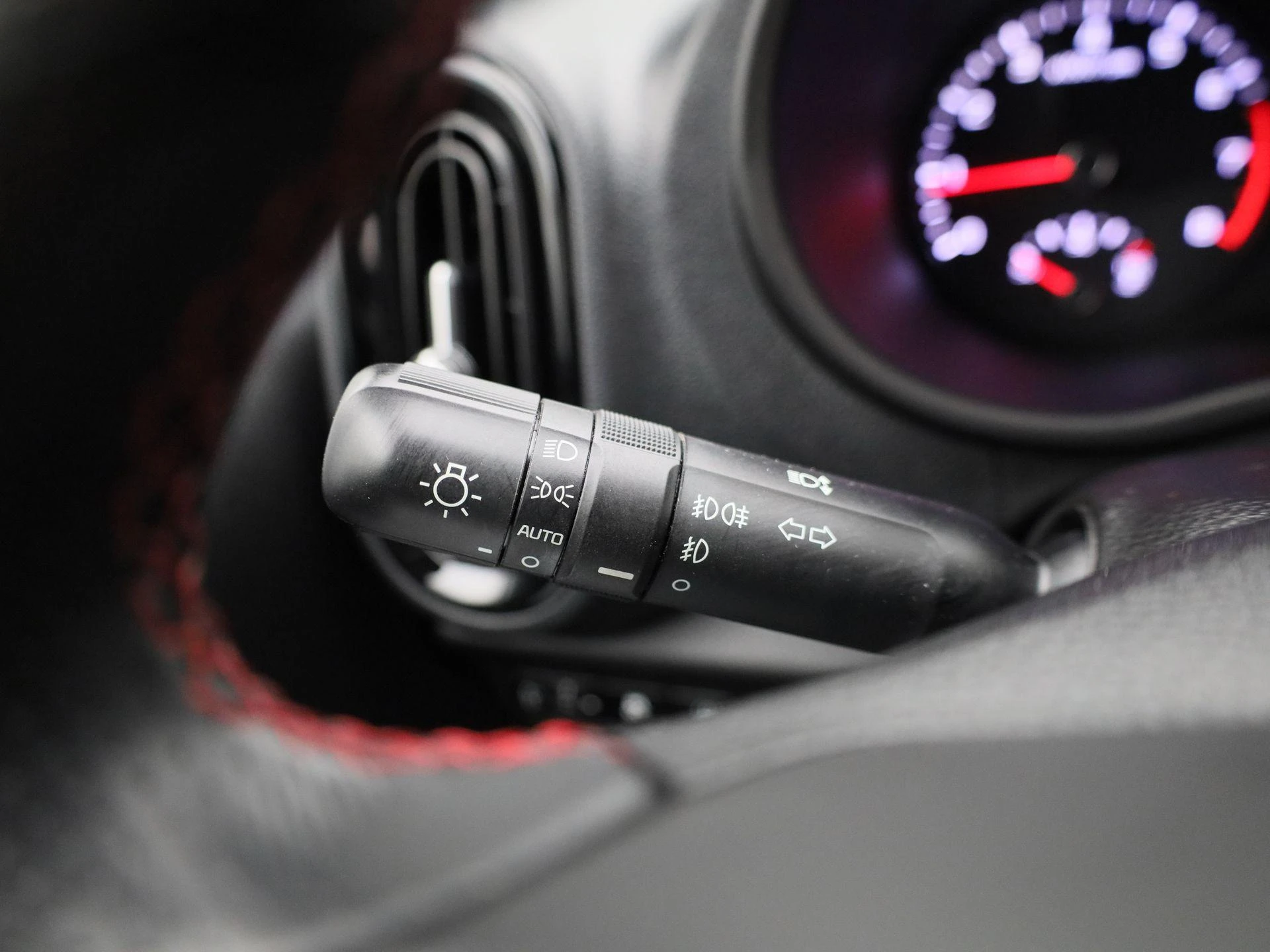 Kia-Picanto-image-20