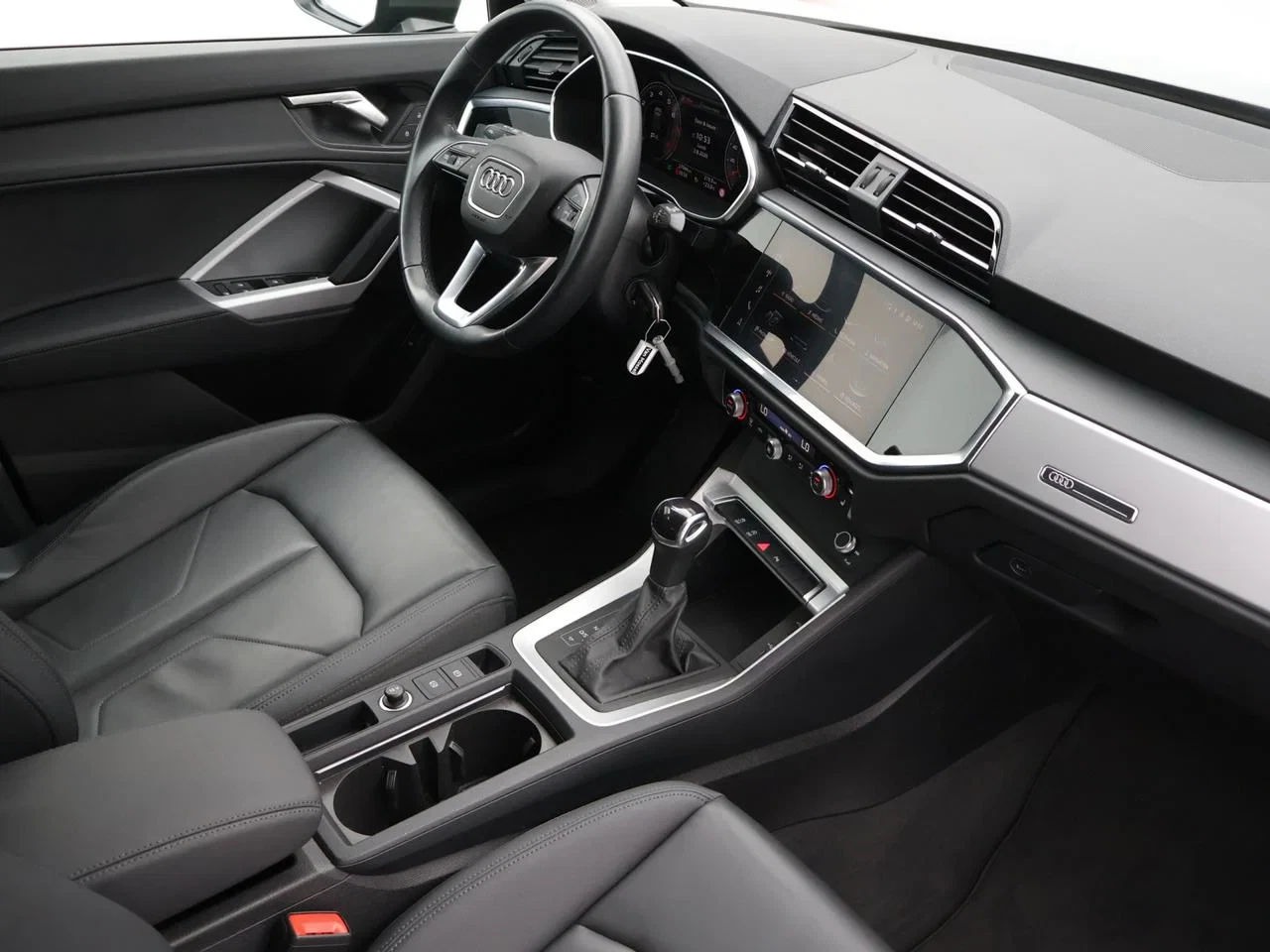 Audi-Q3-image-2