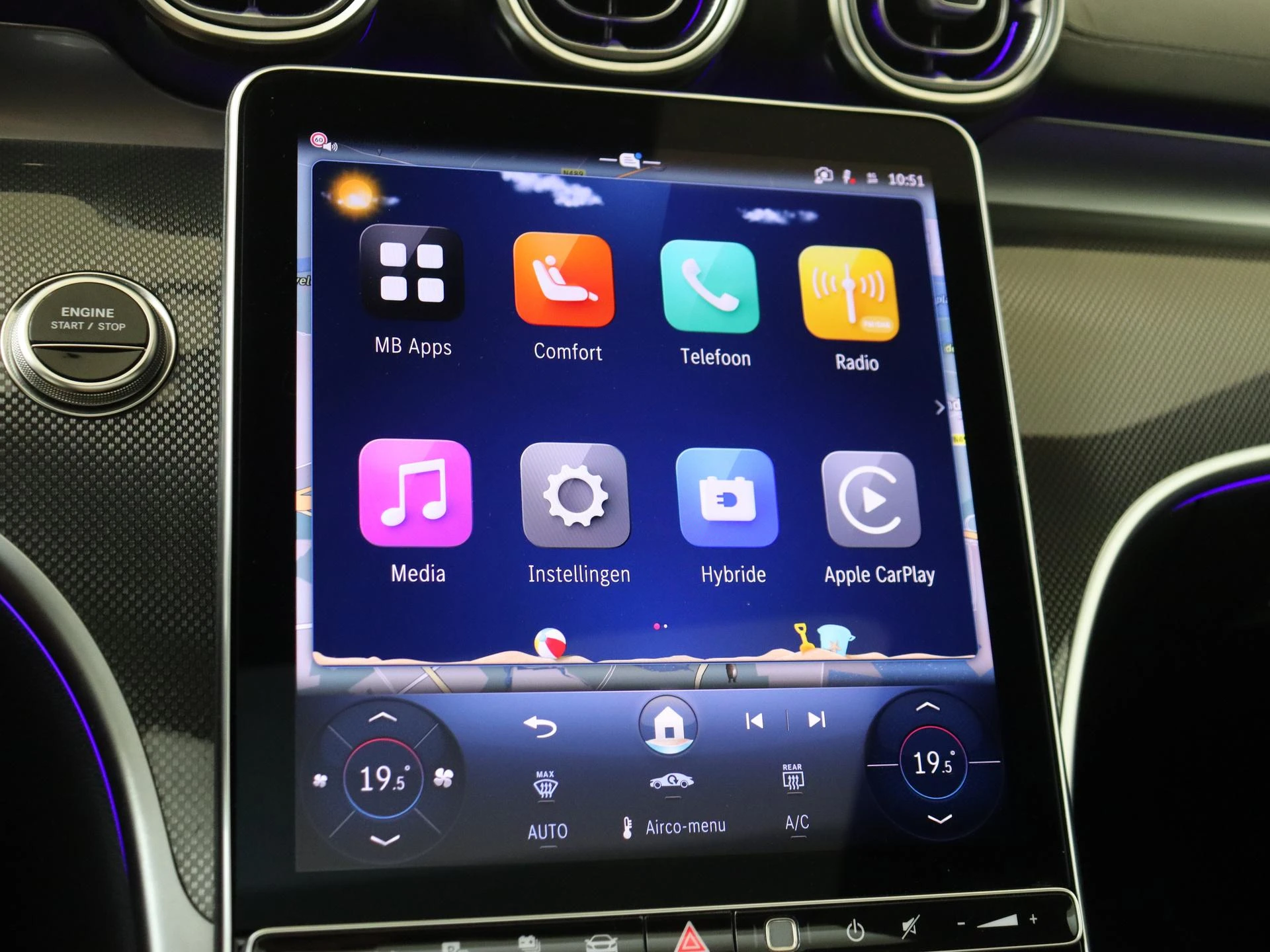 Mercedes-Benz-C-Klasse-image-16