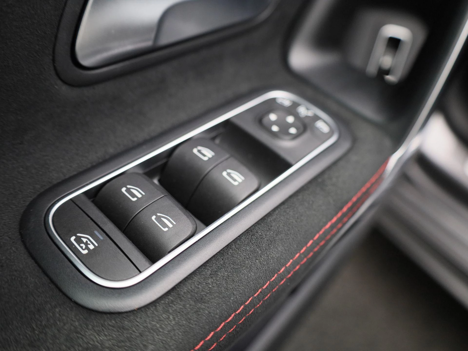 Mercedes-Benz-A-Klasse-image-34