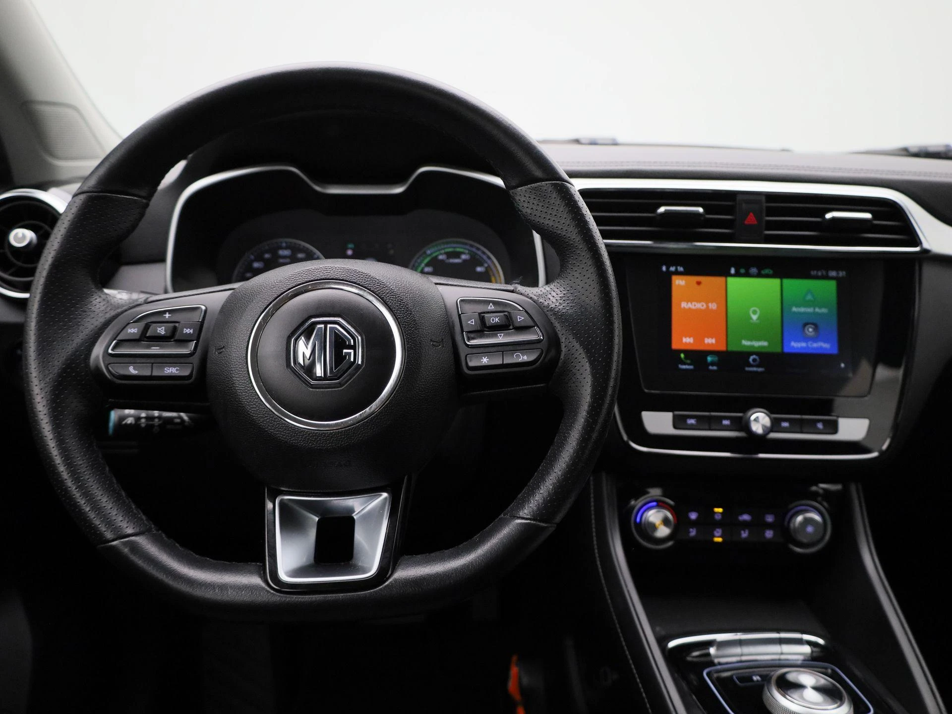 MG-ZS EV-image-6