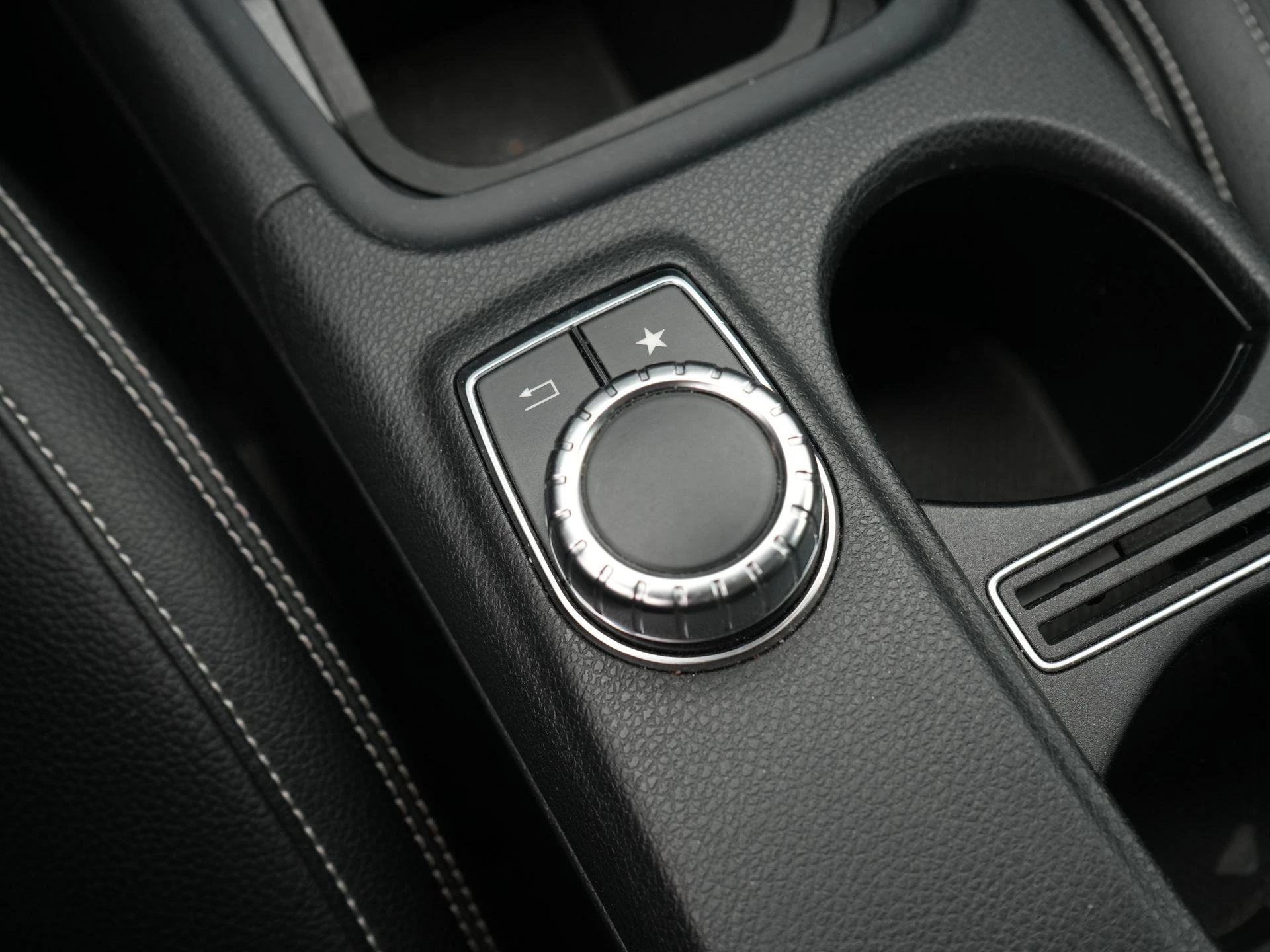 Mercedes-Benz CLA 200 Prestige