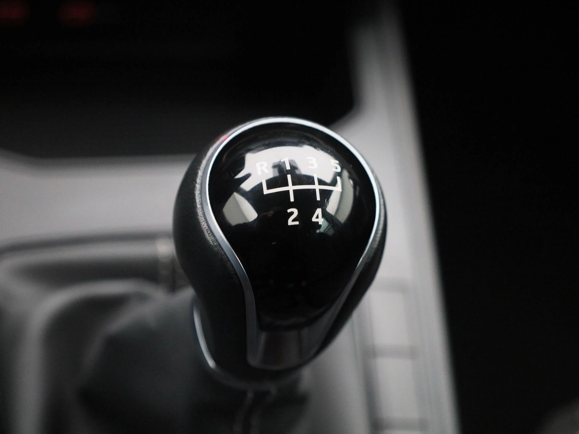 SEAT-Ibiza-image-24