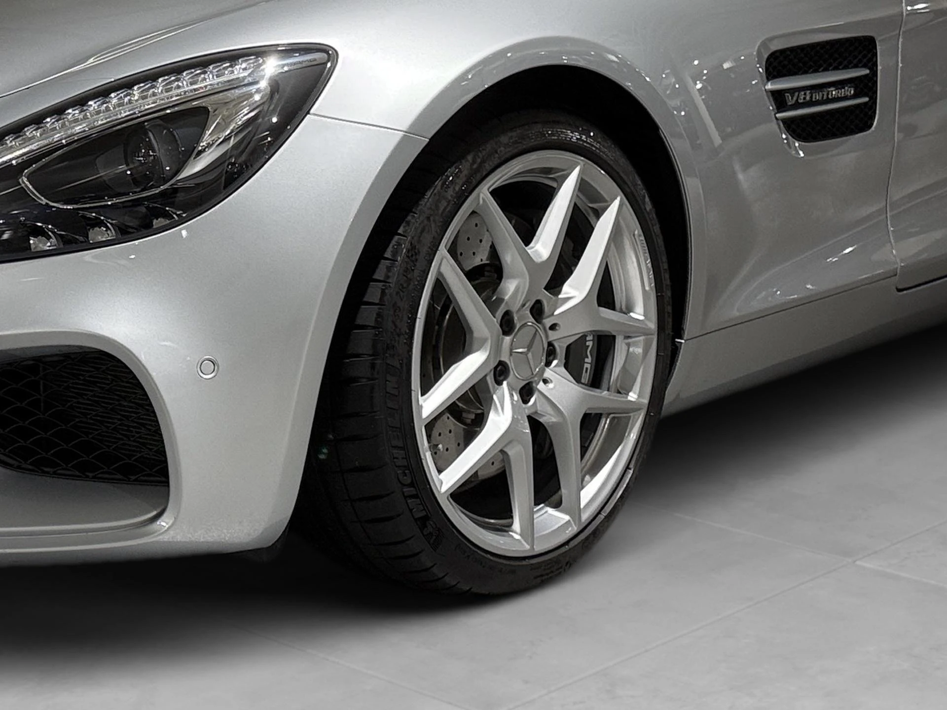 Mercedes-AMG-GT-image-19