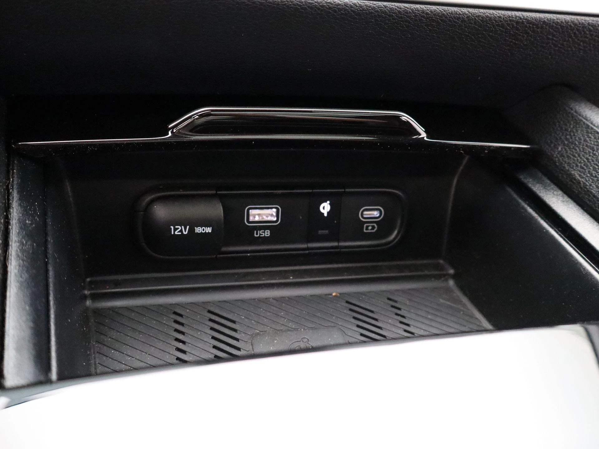 Kia-Sportage-image-23