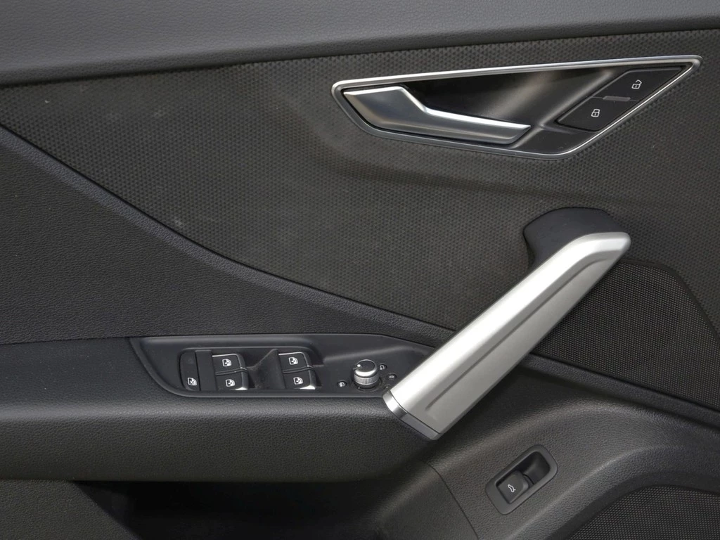Audi Q2 35 TDI S line NAVI*VIRTUAL*KAMERA*LED*TEMP*SHZ