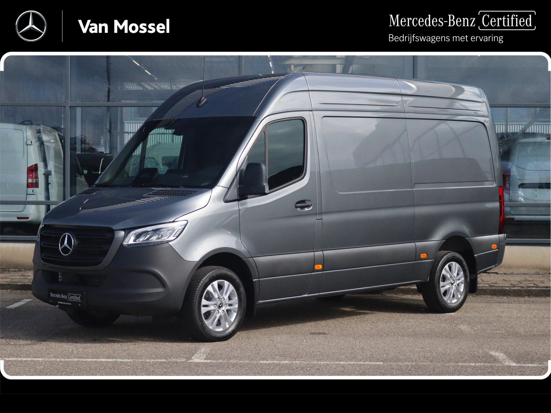 Mercedes-Benz-Sprinter-image-0