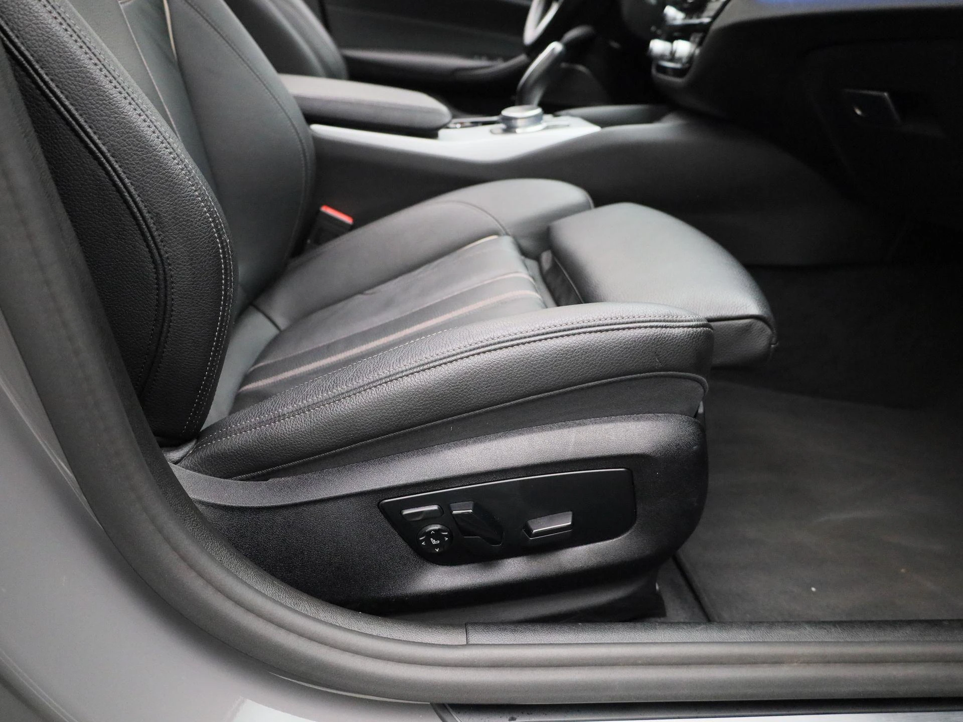 BMW-5 Serie-image-47