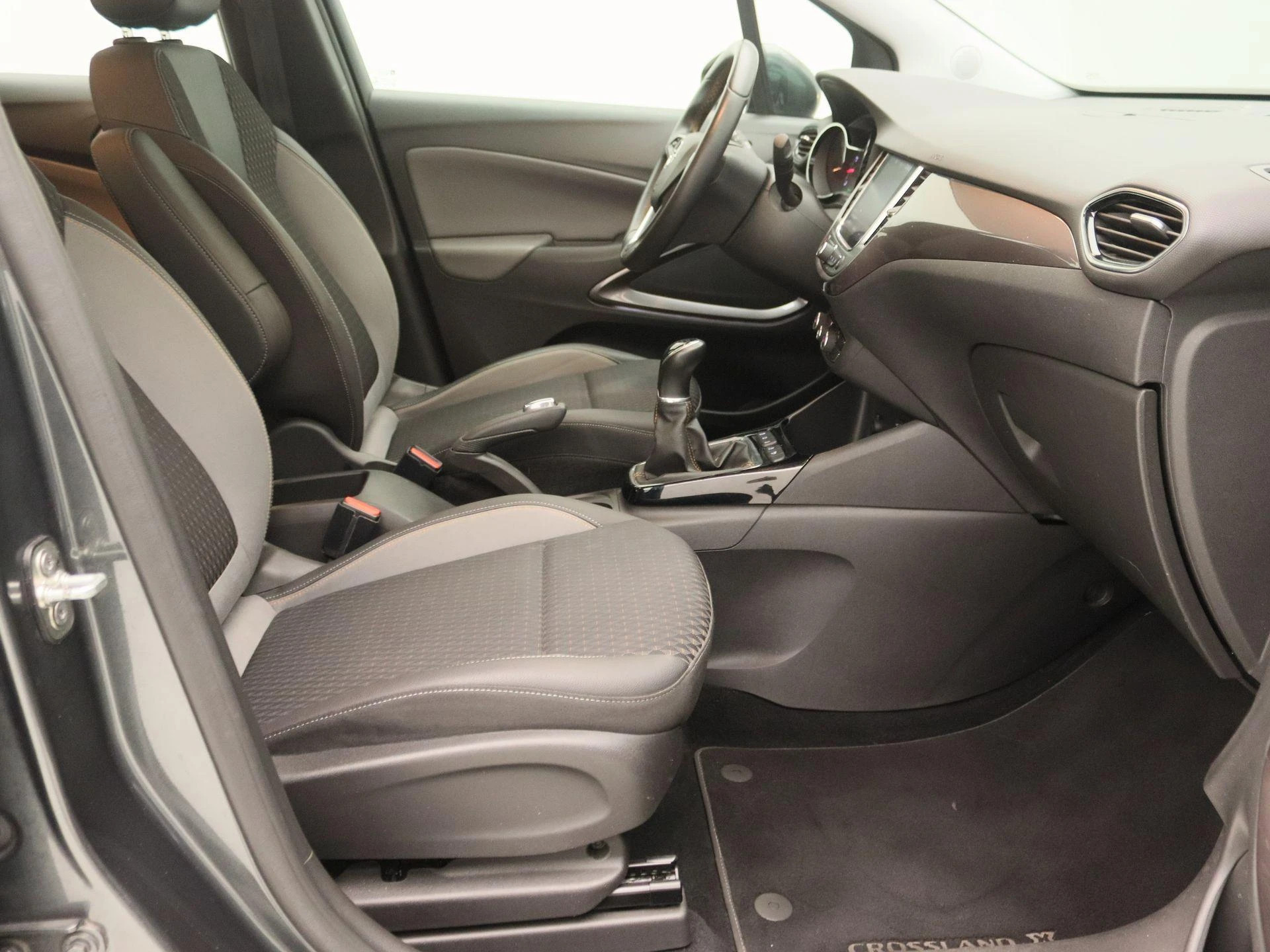 Opel-Crossland X-image-22