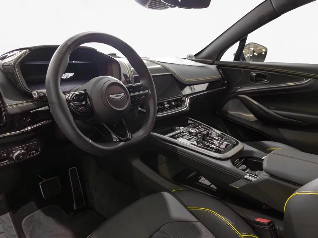 Aston Martin DBX 707 AMR Aston Martin Hamburg