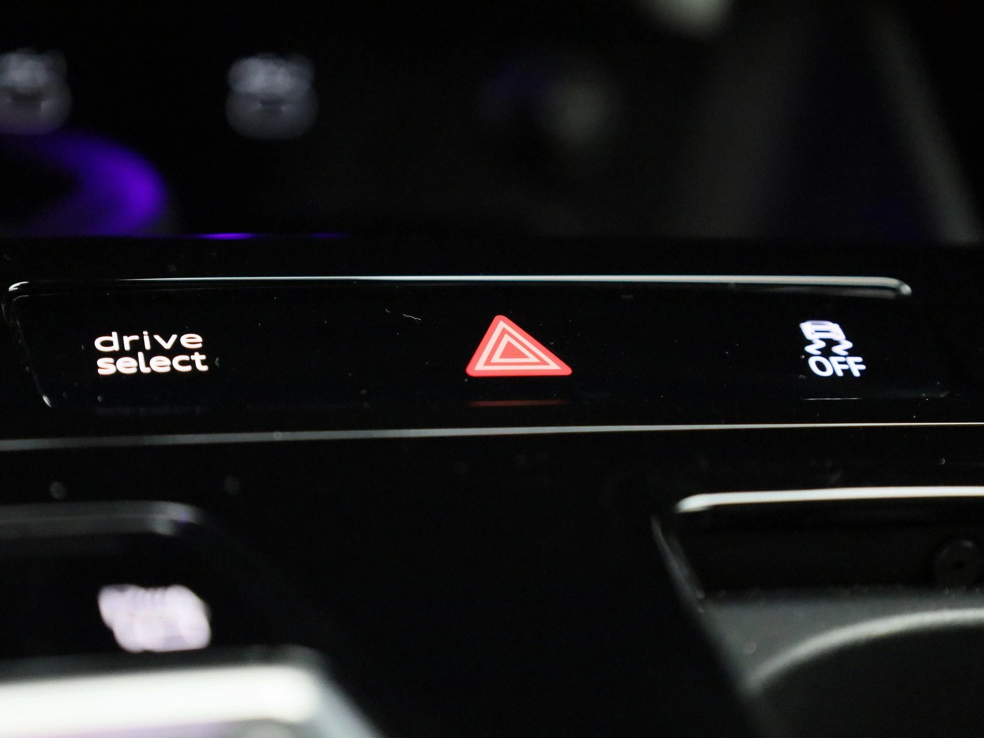 Audi-Q6 e-tron-image-30