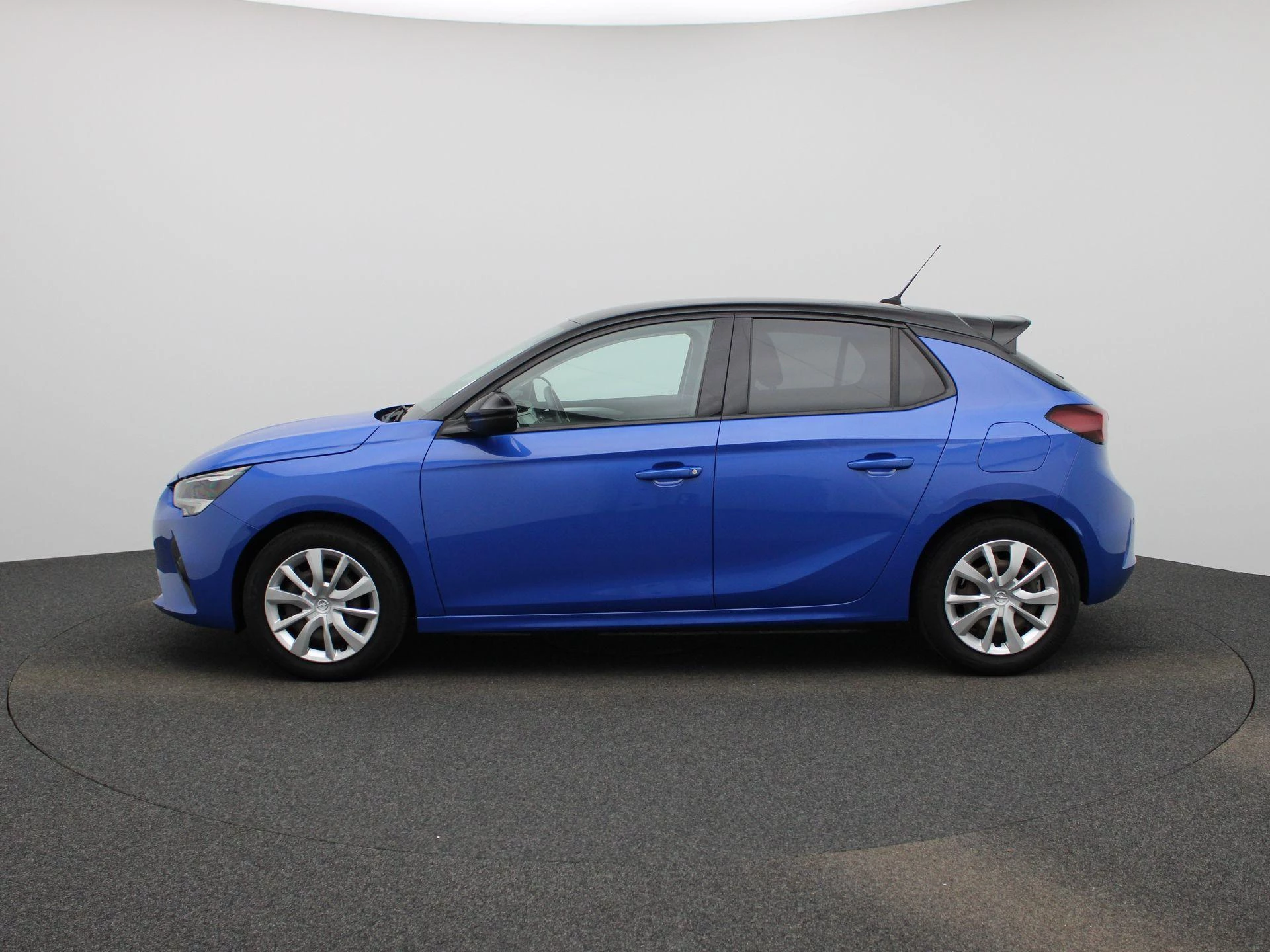 Opel-Corsa-image-3