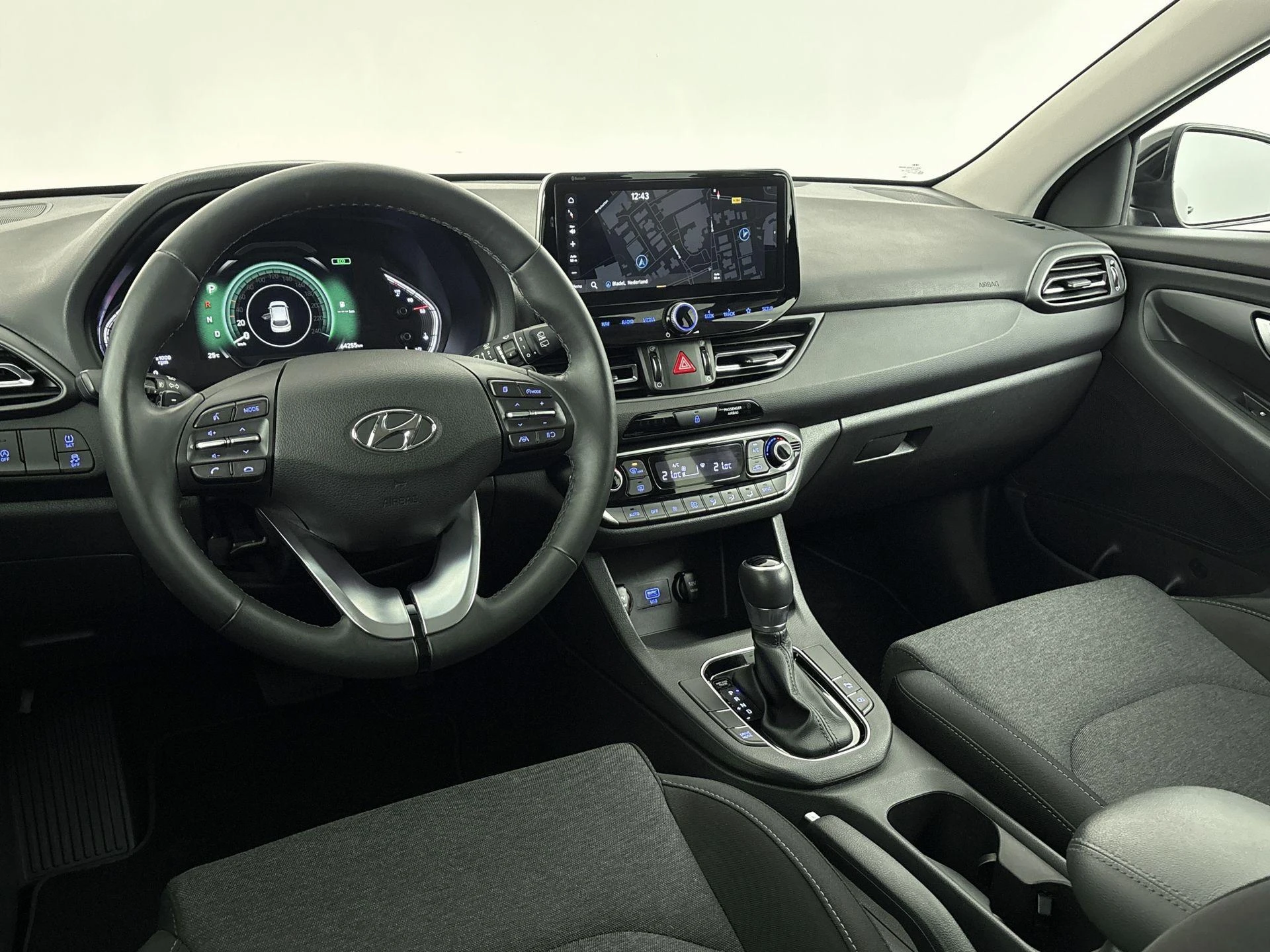 Hyundai-i30-image-16