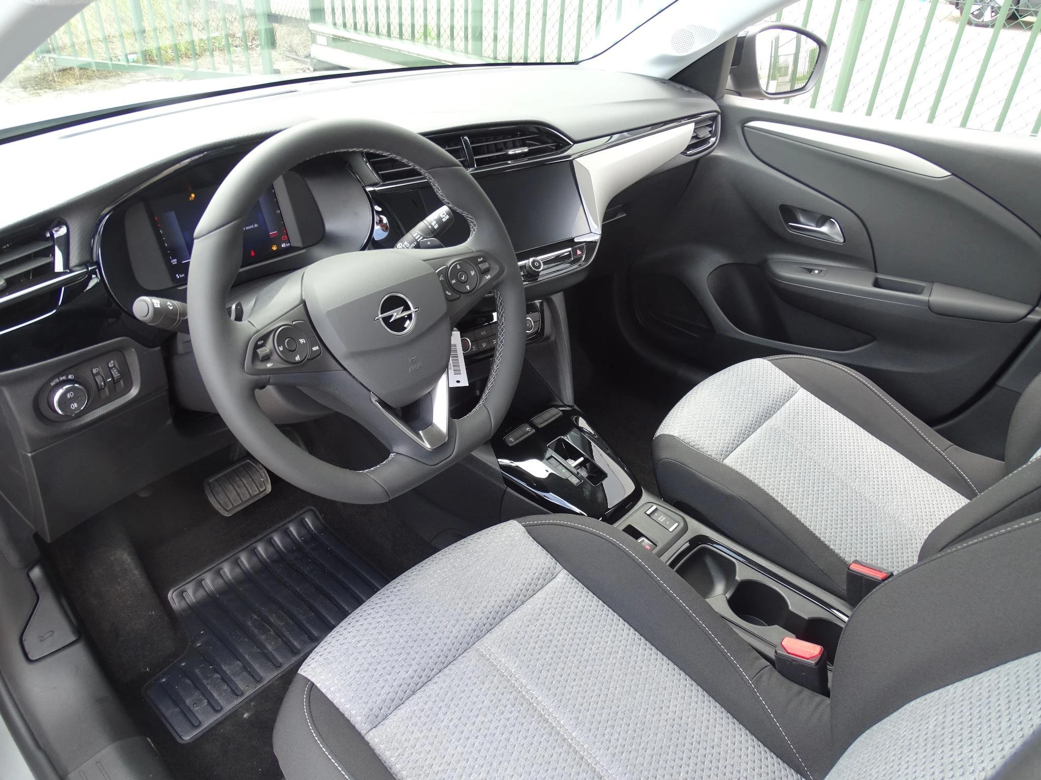 Opel-Corsa-image-10