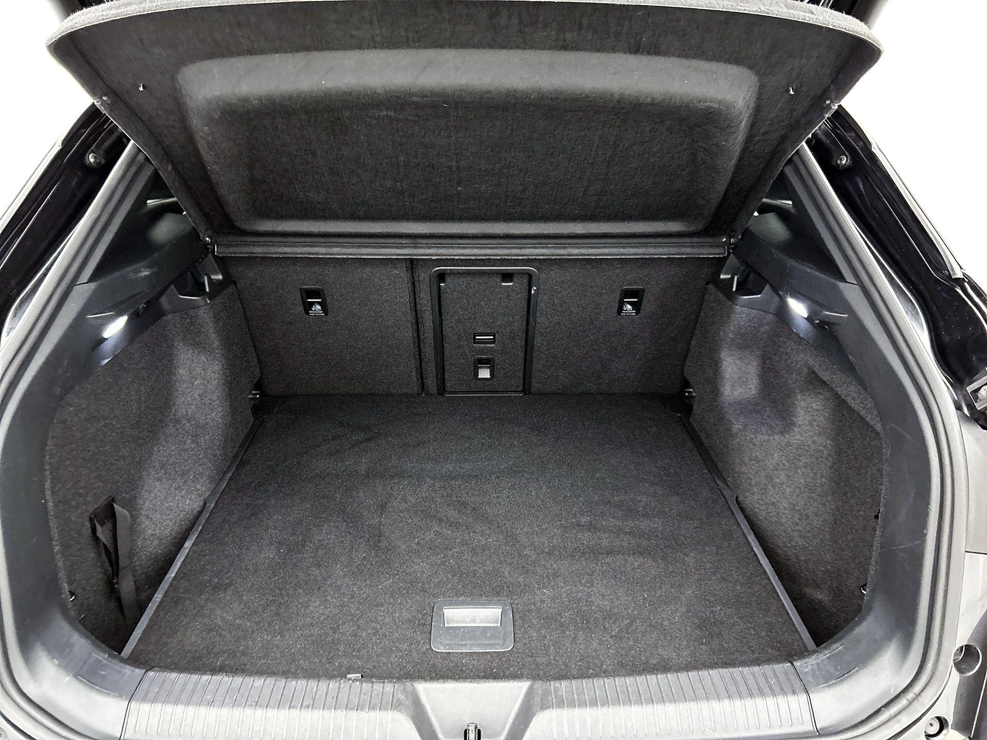 Volkswagen-ID.4-image-34