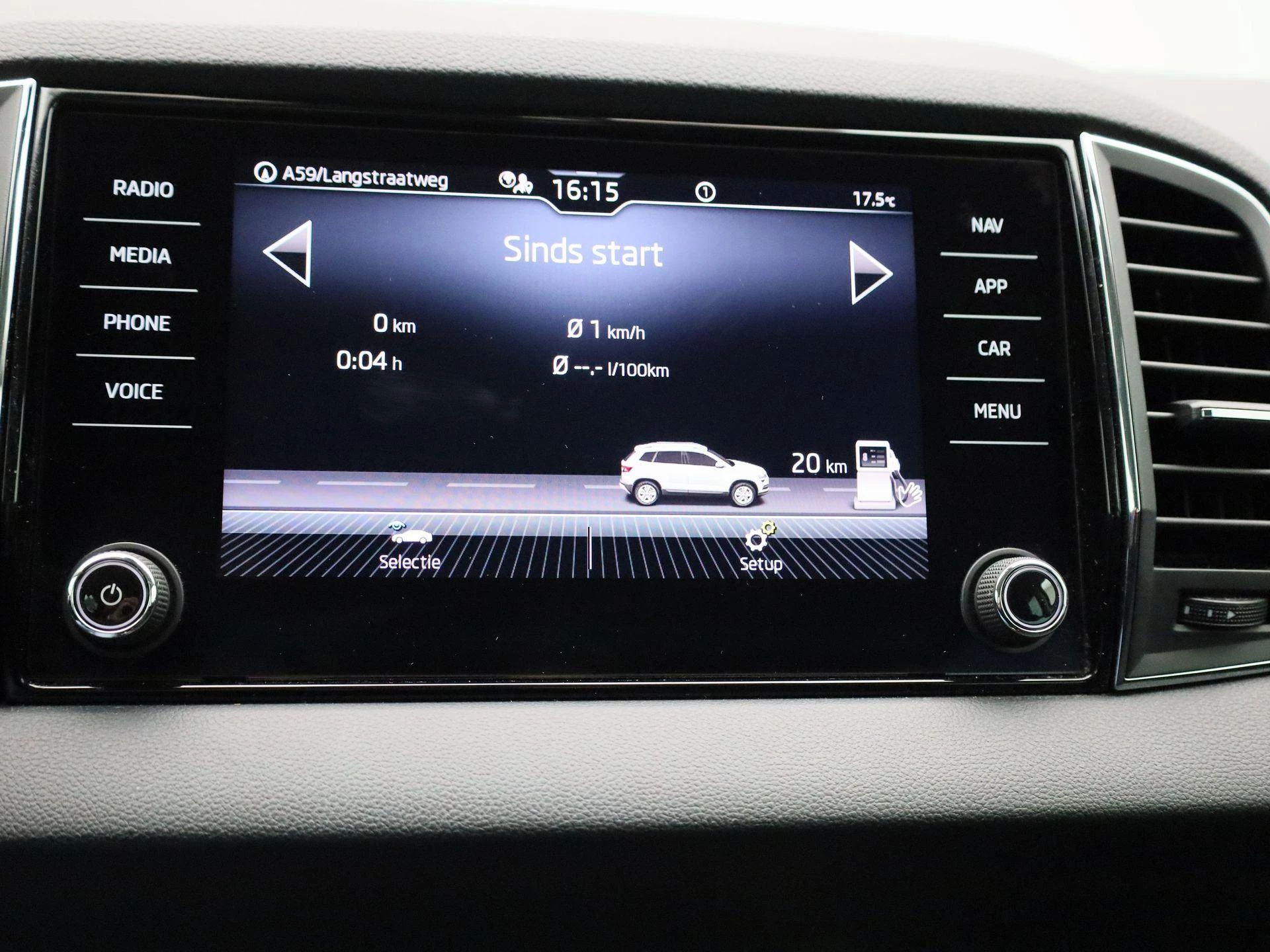 Škoda-Karoq-image-22