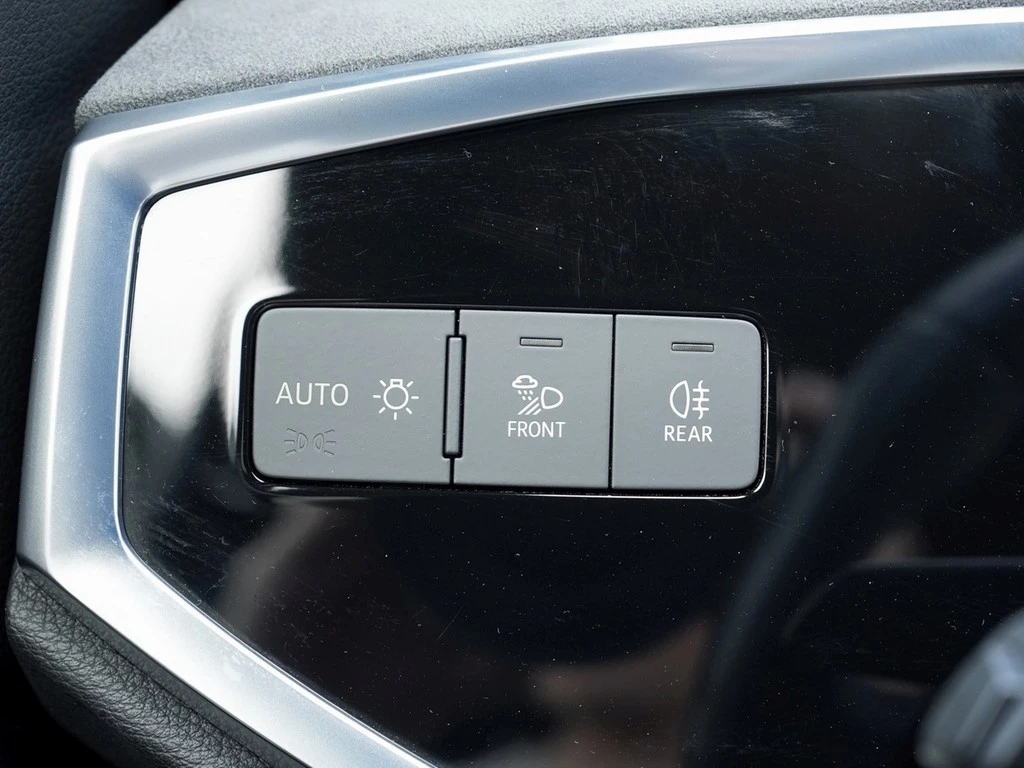Audi Q3 35 TDI S-line S-tronic,Matrix LED,ALU 20",Kamera Bang und Olufsen,Navi