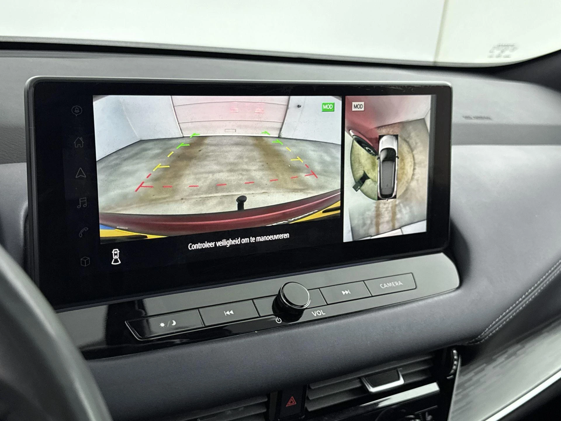 Nissan-QASHQAI-image-12