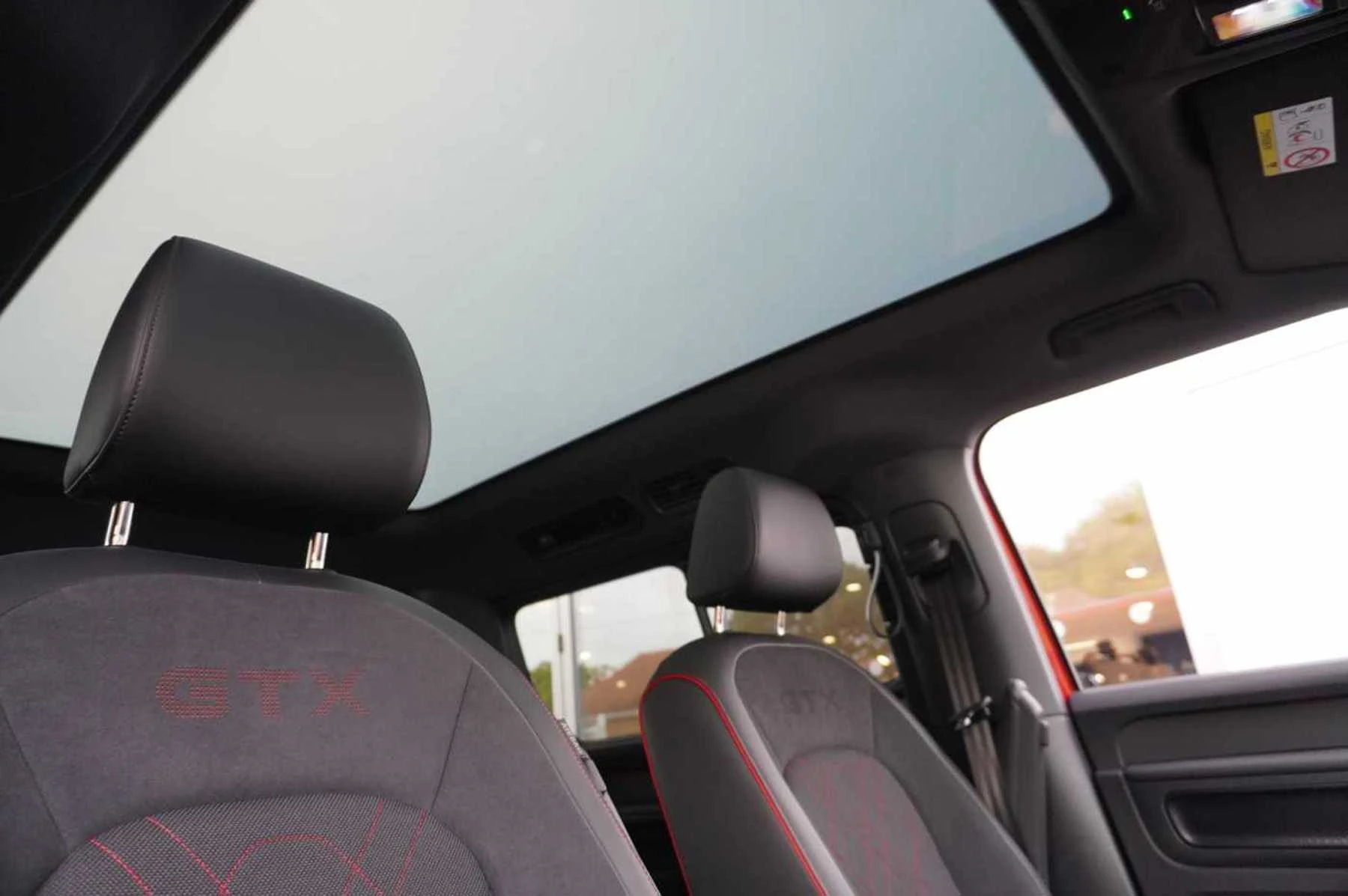 Volkswagen-ID. Buzz-image-28