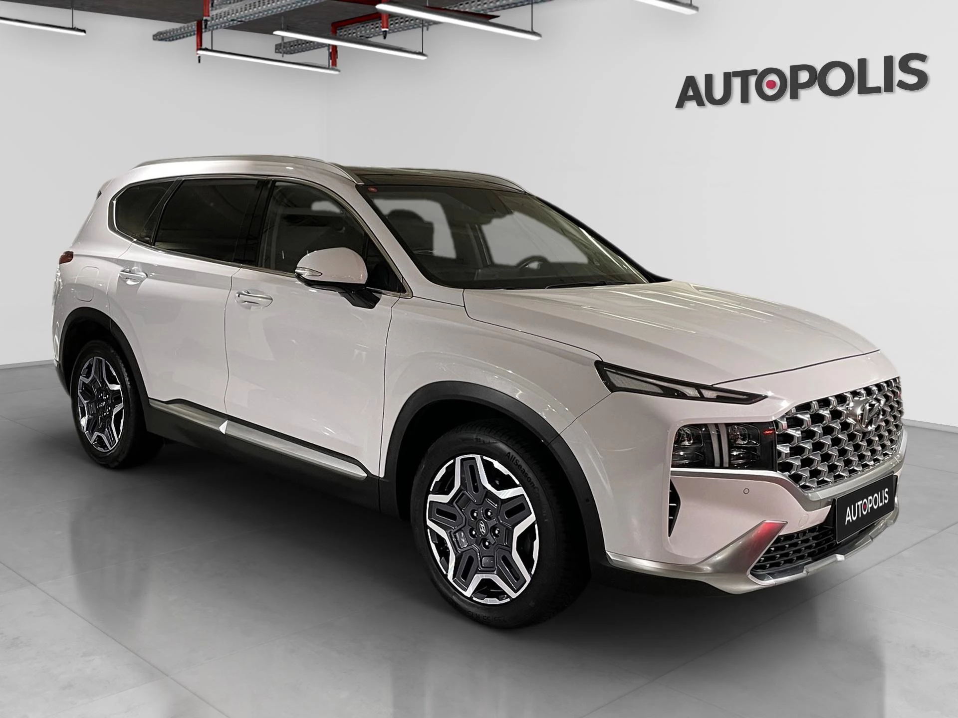 Hyundai Santa Fe 1.6 T-GDi Plug-in Hybrid 4x4 Shine Aut.