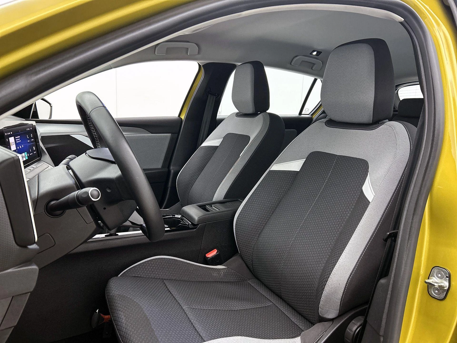 Opel-Astra-image-35
