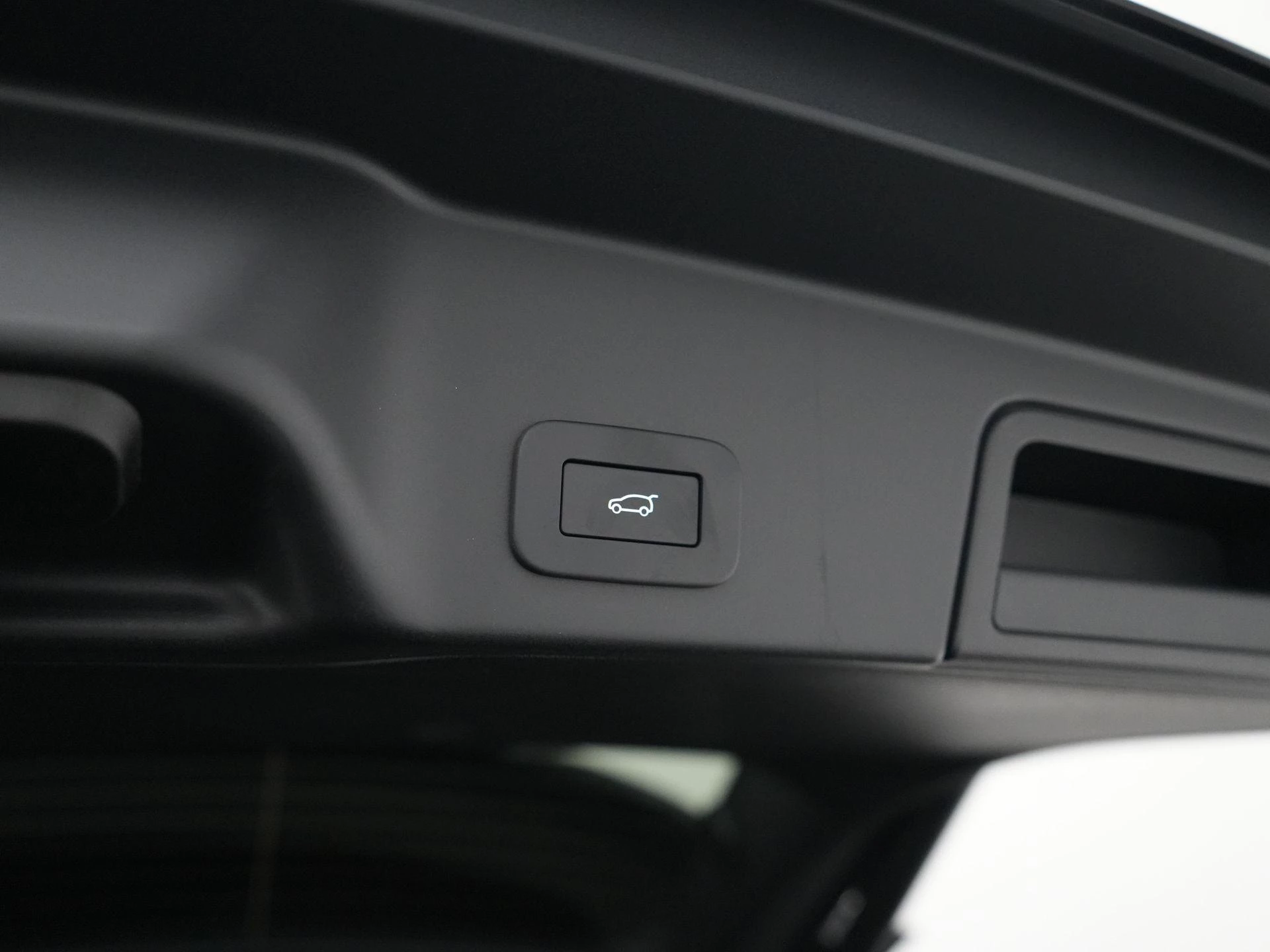 Land Rover-Range Rover Evoque-image-45