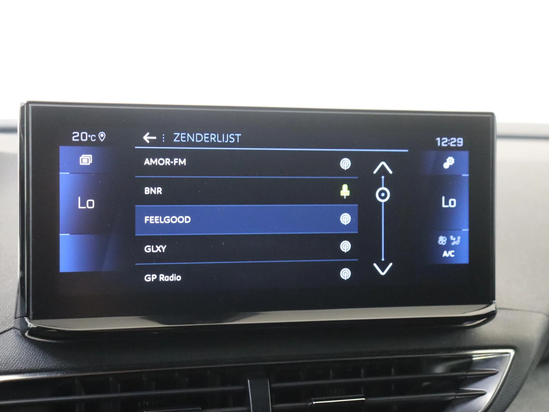 Peugeot-3008-image-16