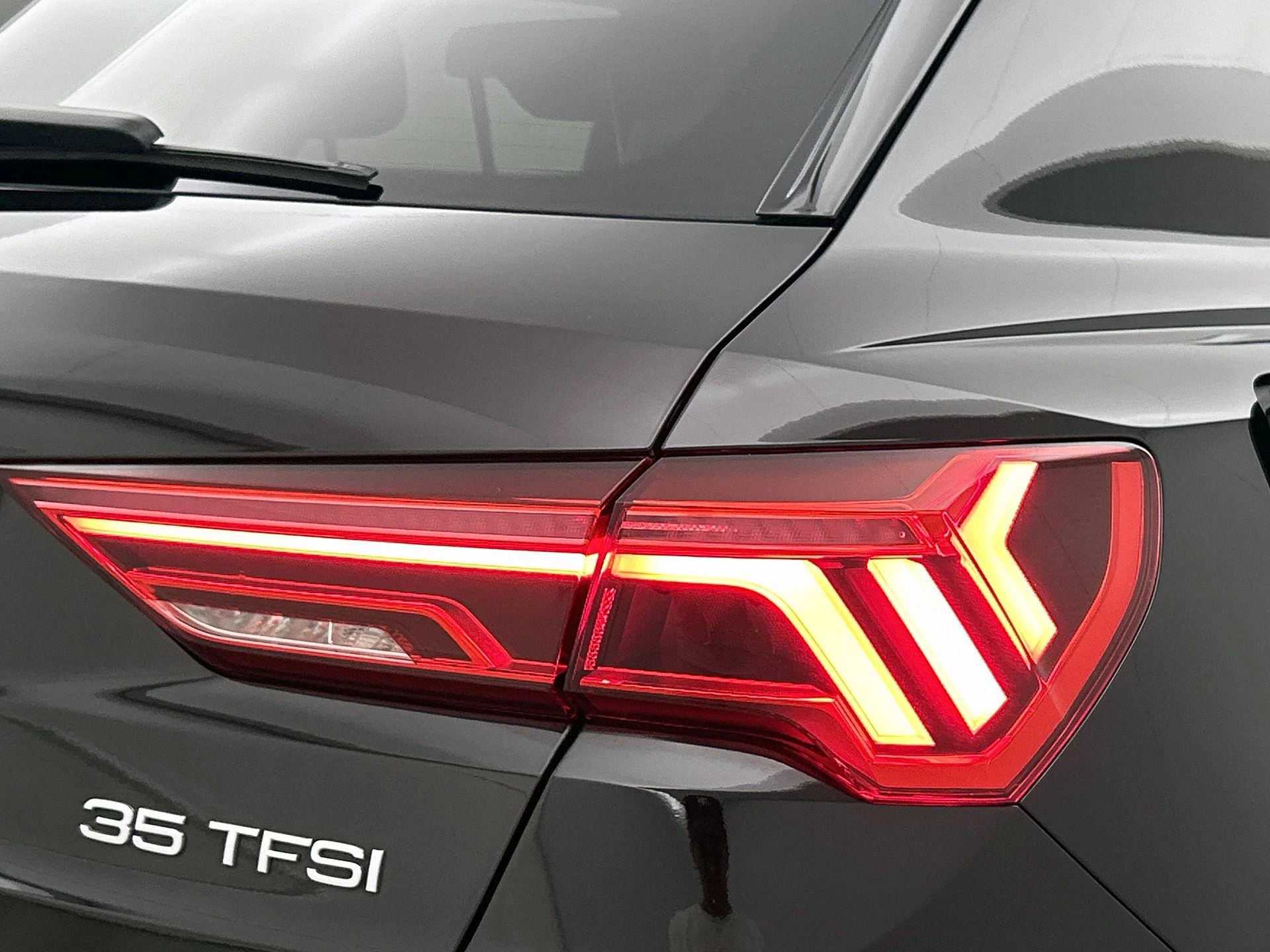 Audi Q3 35 TFSI S edition 150 PK
