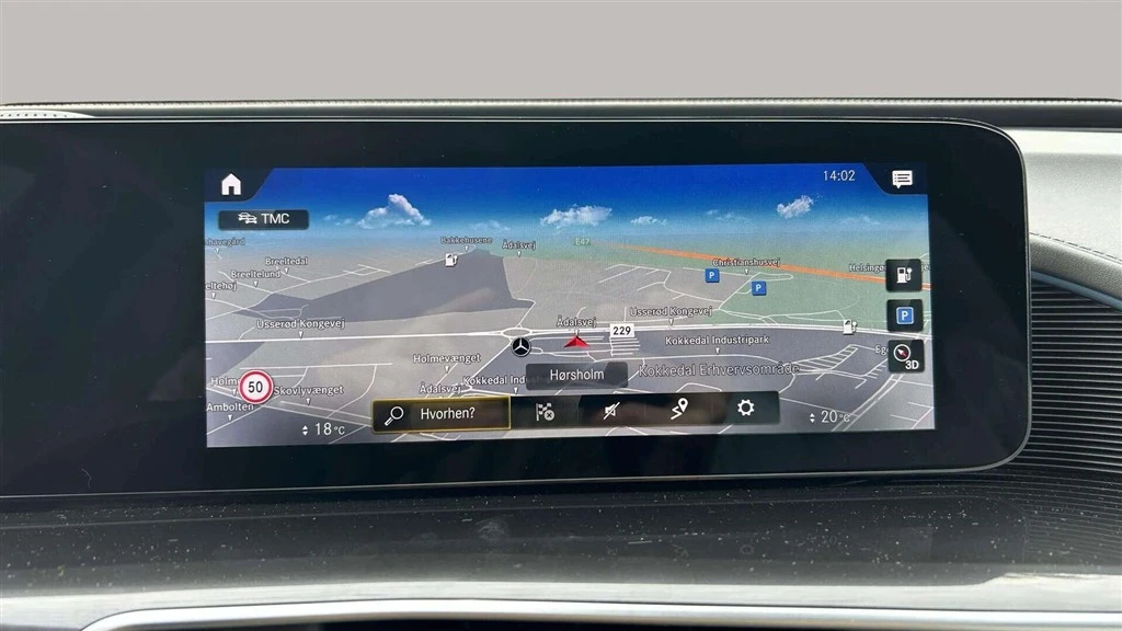 Mercedes-Benz-EQC-image-17