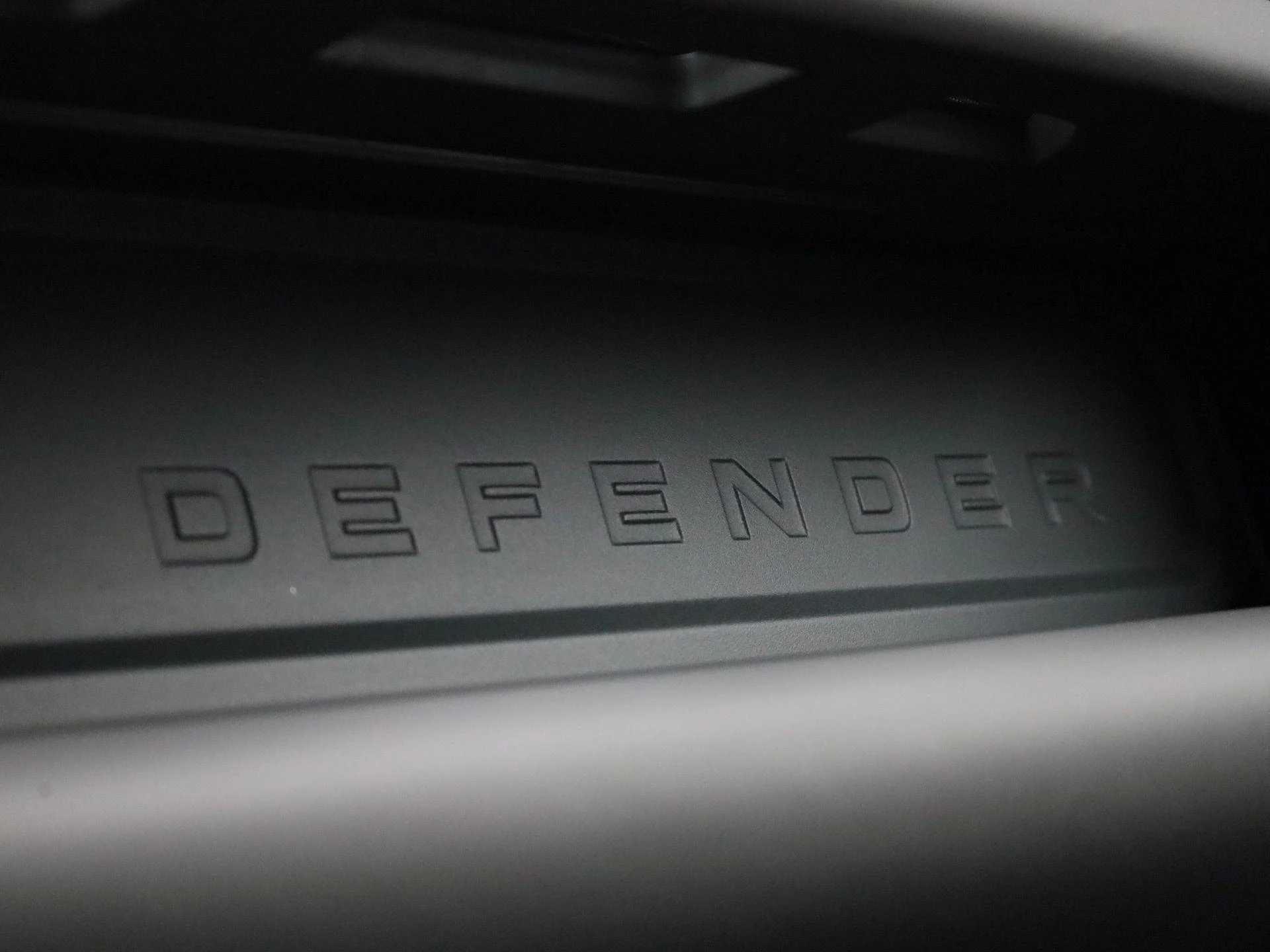 Land Rover-Defender-image-24