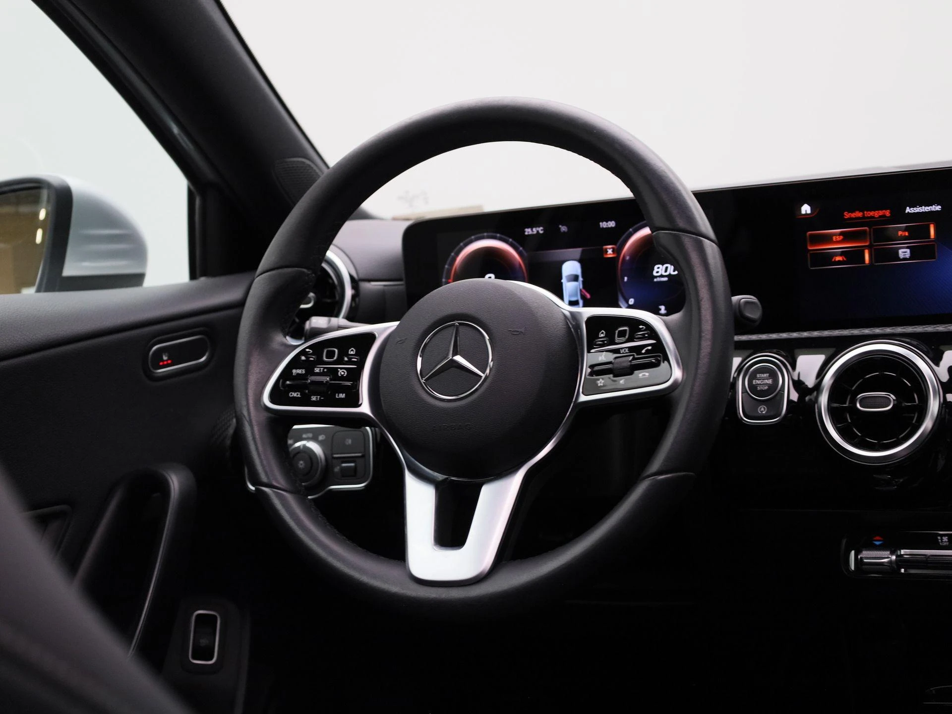Mercedes-Benz-Classe A-image-38