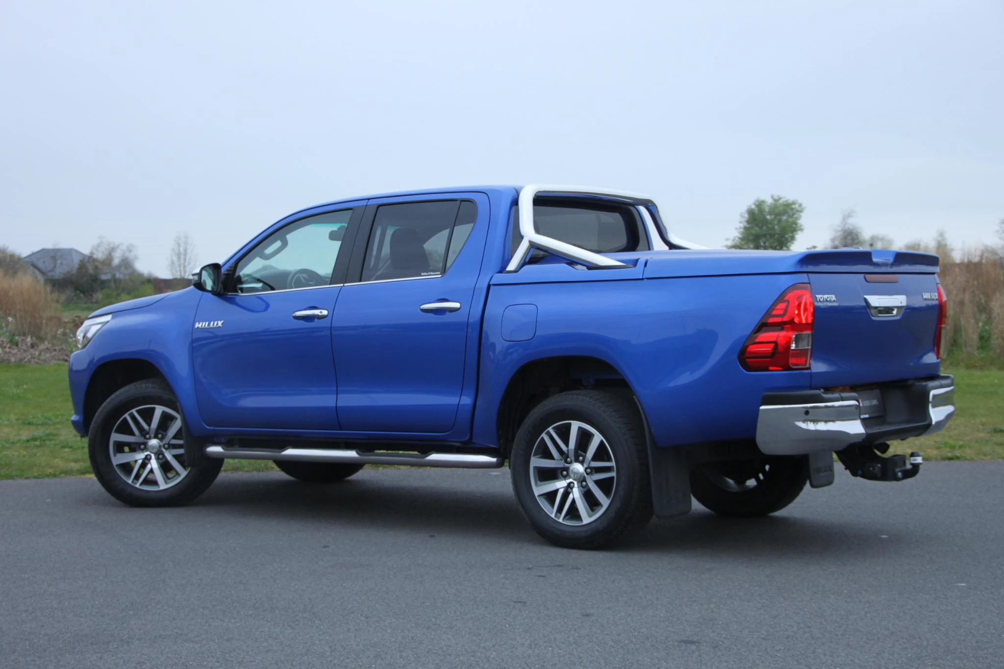 Toyota Hilux 2.4 D-4D Double Cab Aut. Limited
