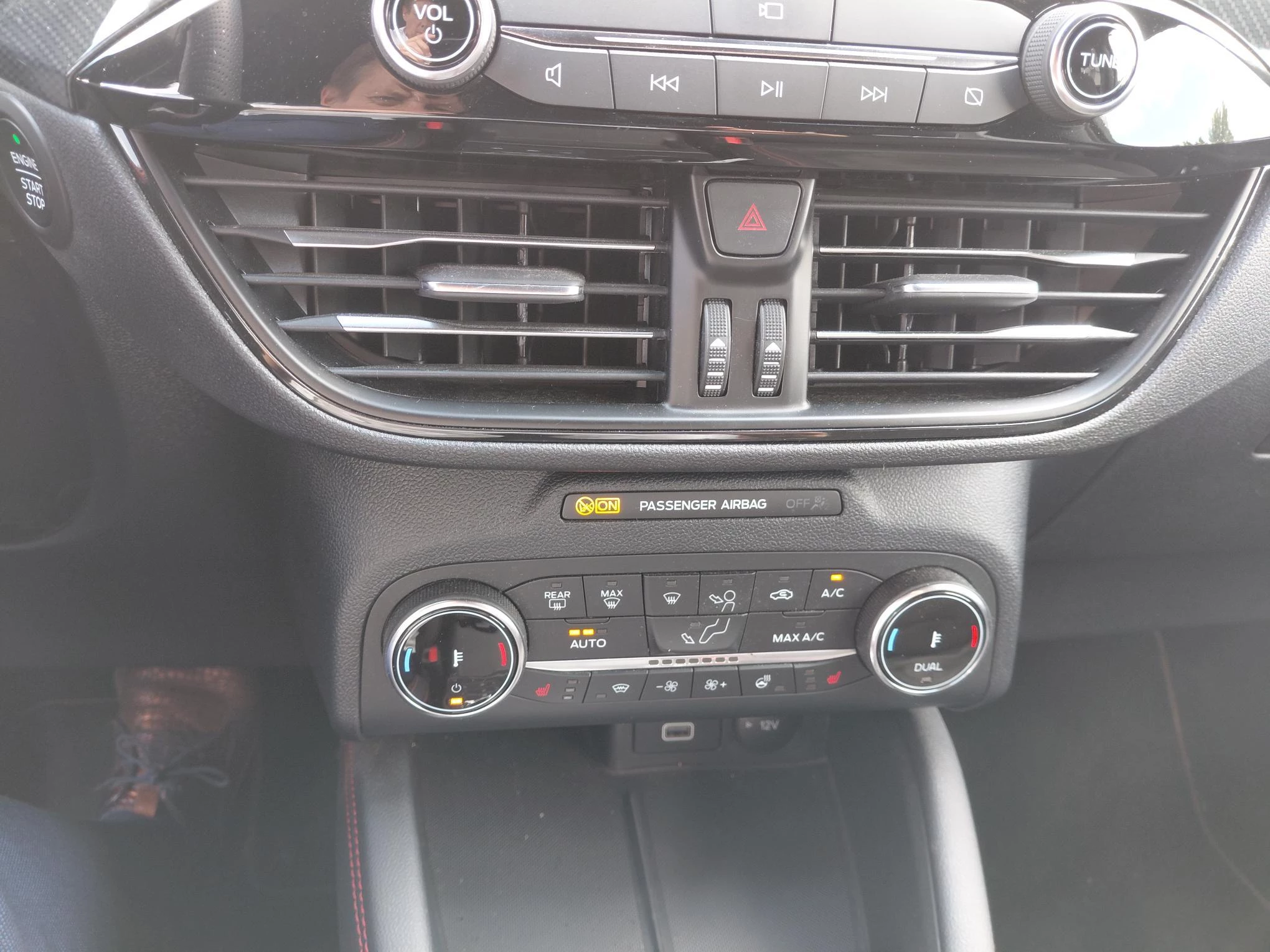Ford Kuga ST Line X - Trekhaak - Elektrische zetels