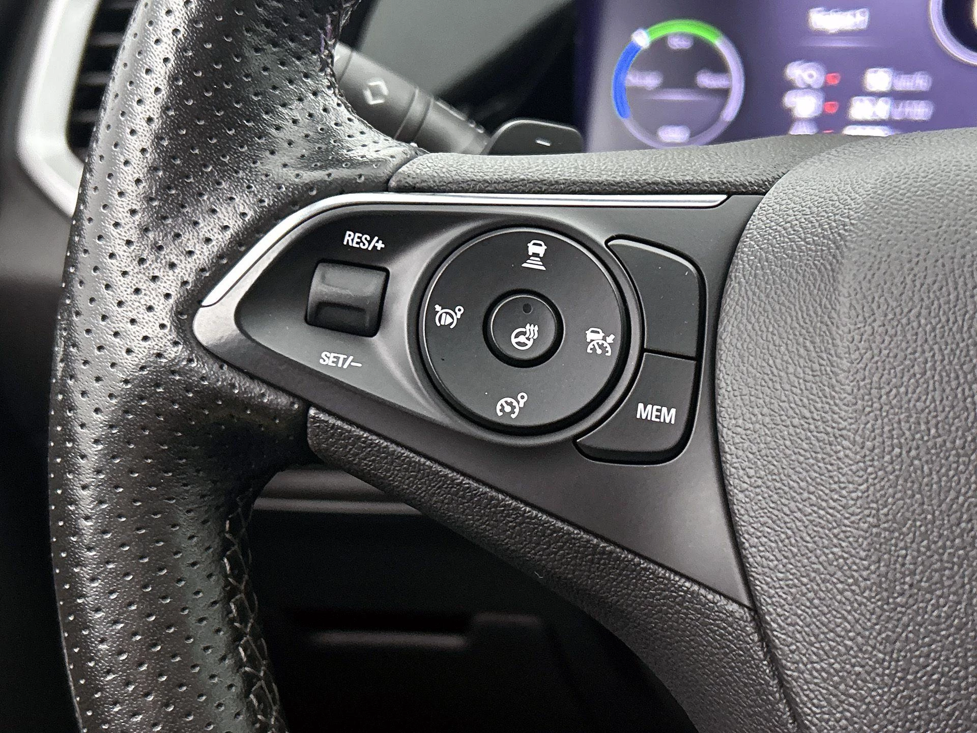 Opel-Grandland-image-5
