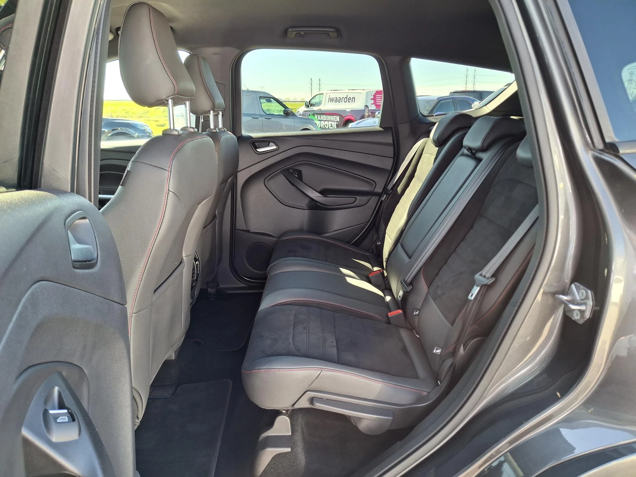 Ford-Kuga-image-10