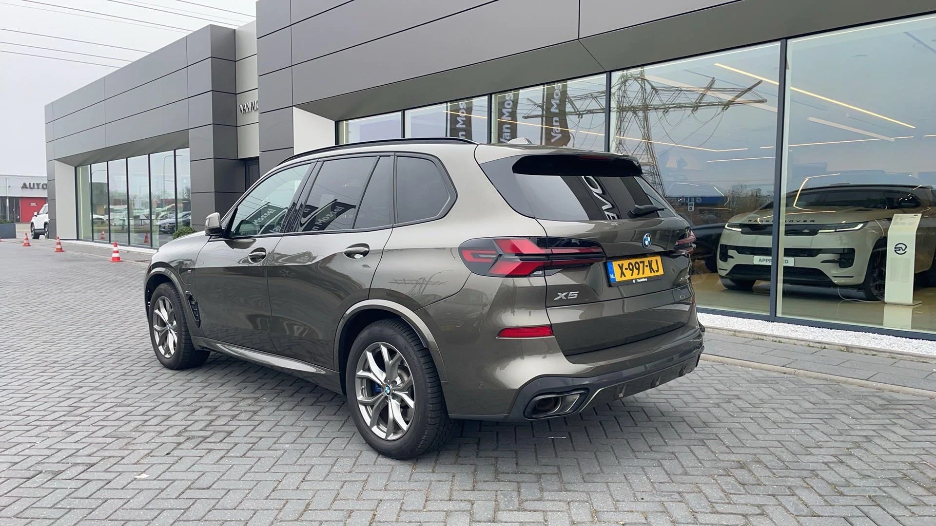 BMW-X5-image-1