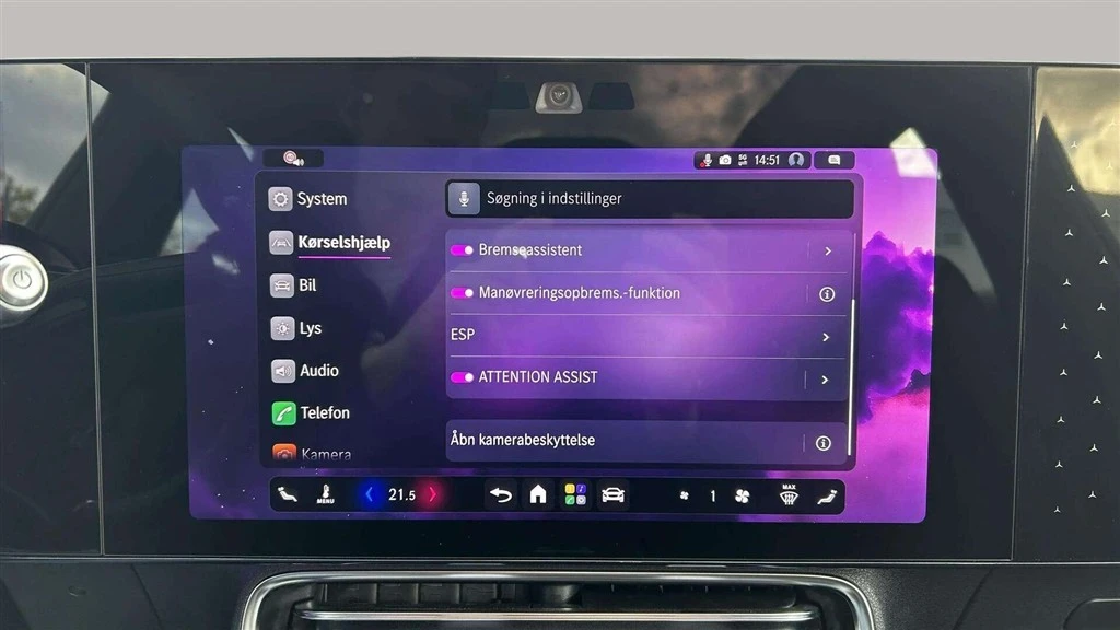 Mercedes-Benz-CLA-image-18