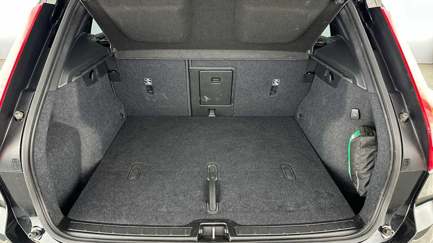 Volvo-XC40-image-21