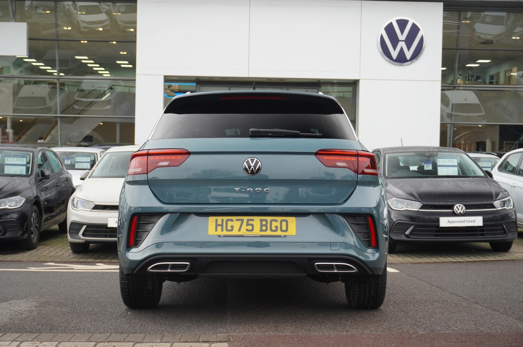 Volkswagen-T-Roc-image-12