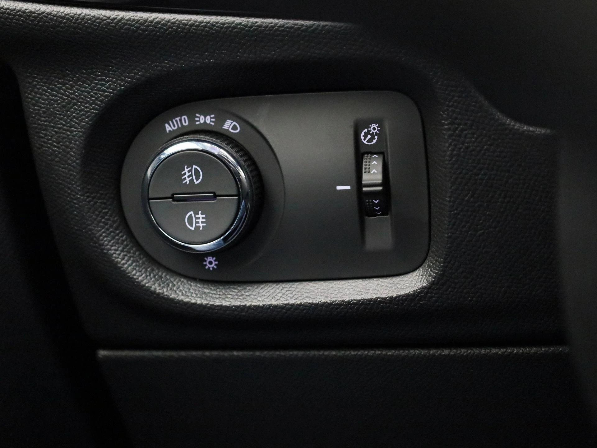 Opel-Corsa-e-image-20