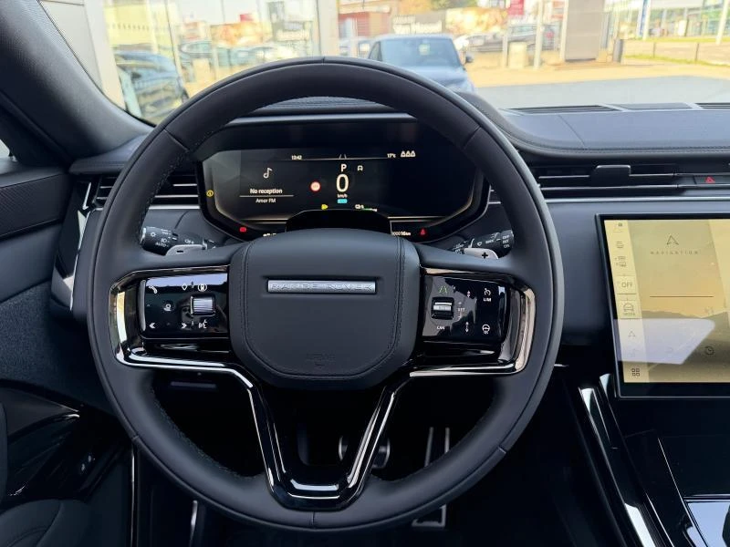 Land Rover-Range Rover Sport-image-12