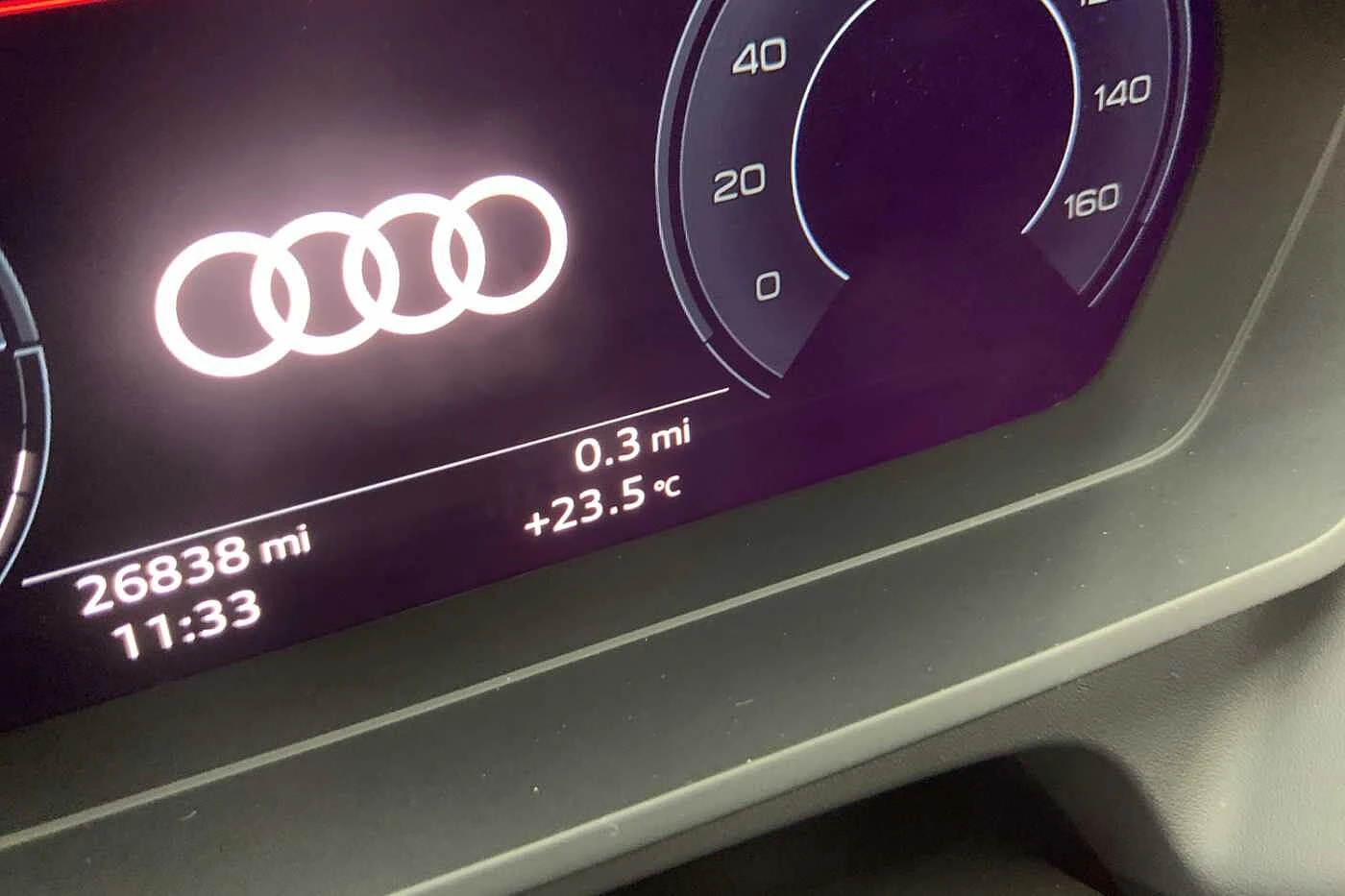 Audi-Q4 e-tron-image-12