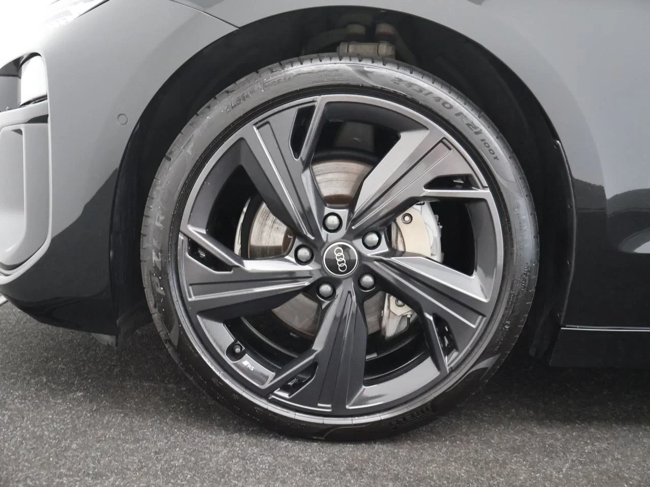 Audi-A6 Avant e-tron-image-20
