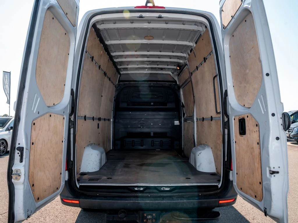 Mercedes-Benz-Sprinter 317-image-15