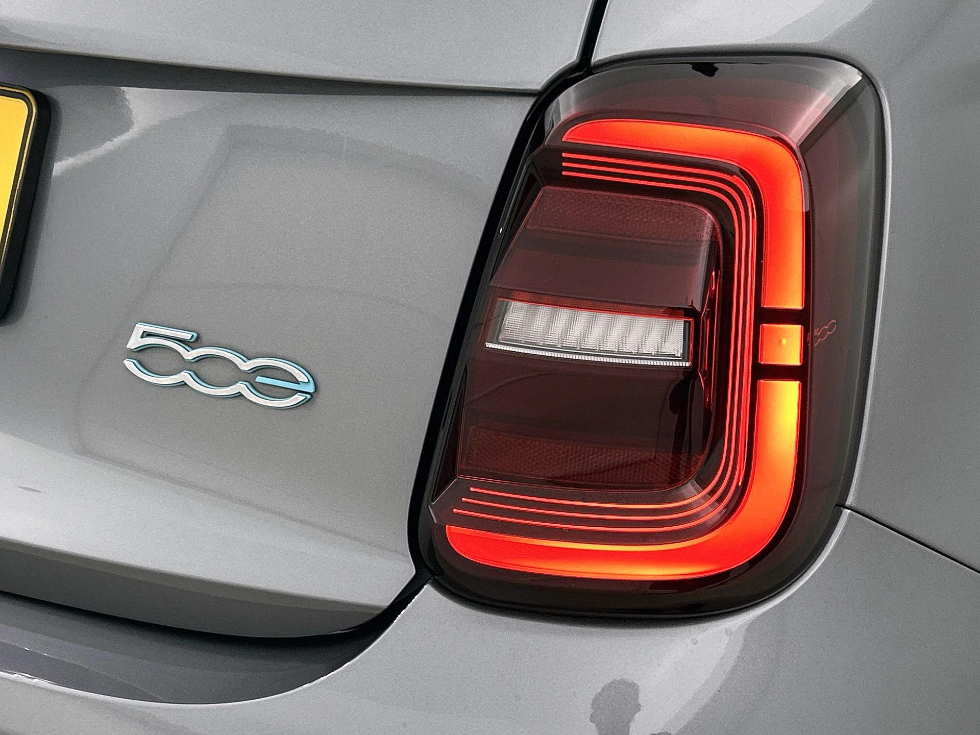 Fiat-500C-image-25