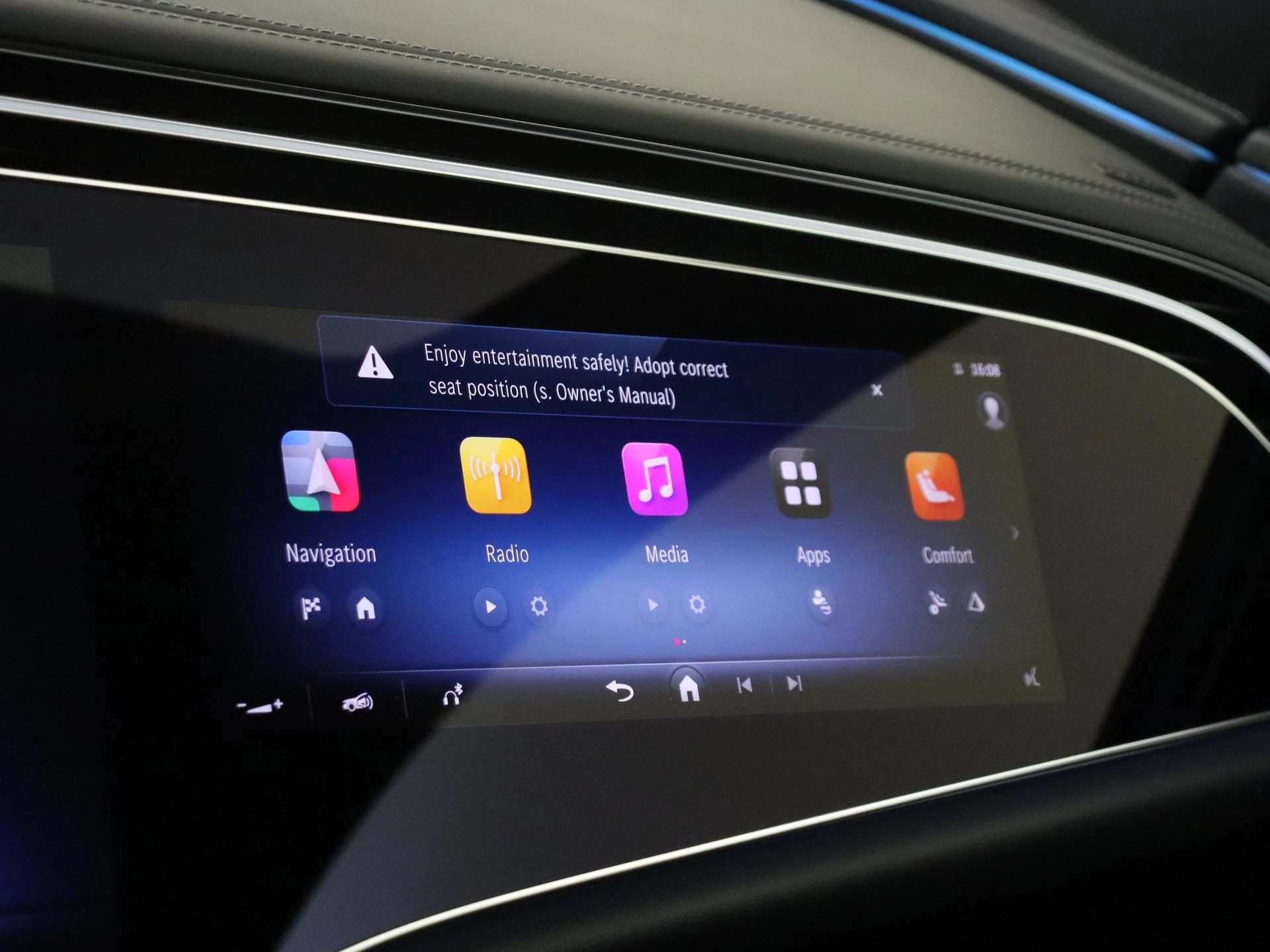 Mercedes-Benz-E-Klasse-image-22