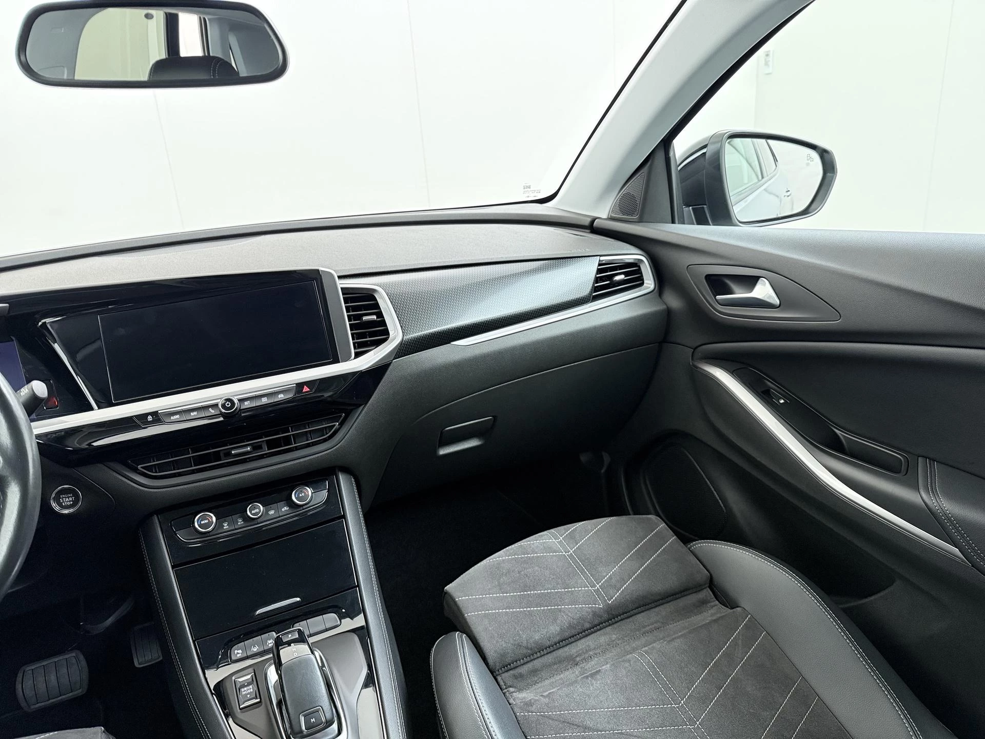 Opel-Grandland-image-19