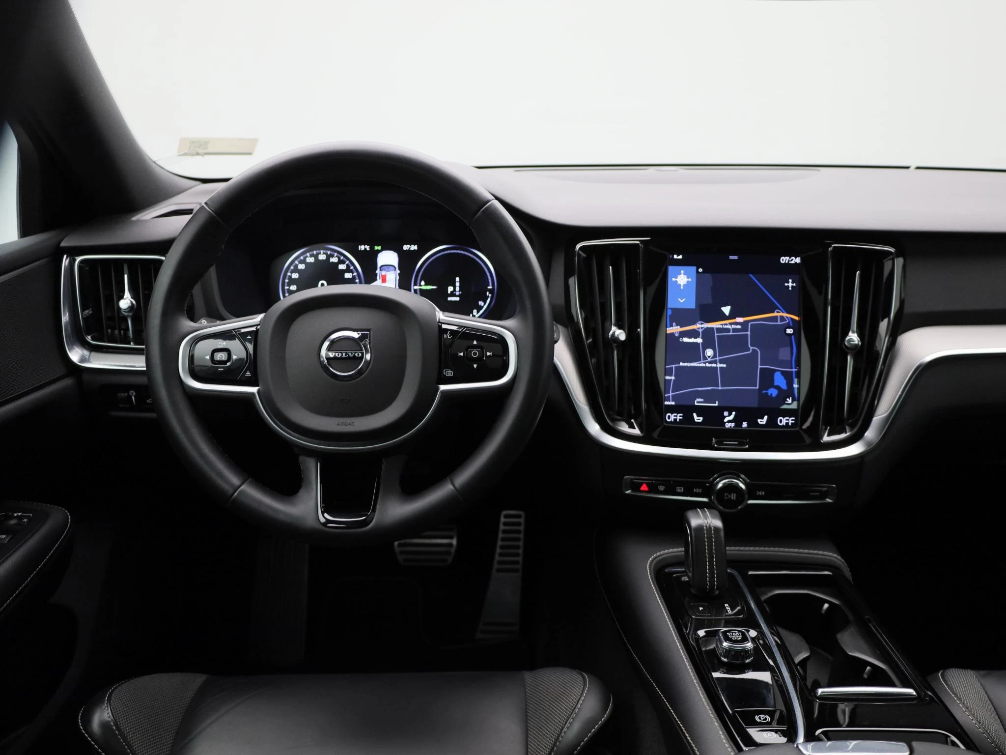 Volvo-V60-image-6